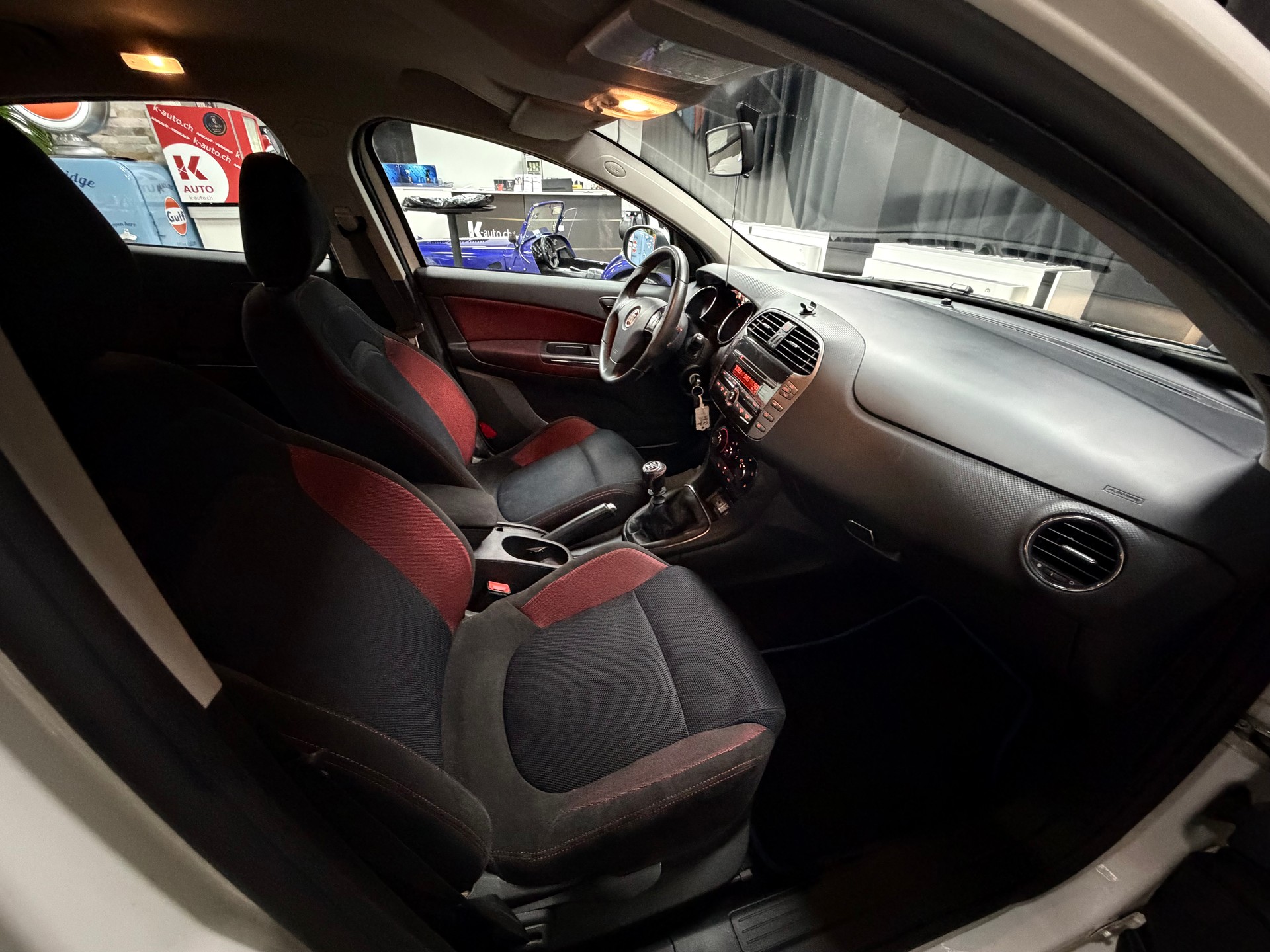 FIAT Bravo 1.4 16V Turbo Genius-image-16
