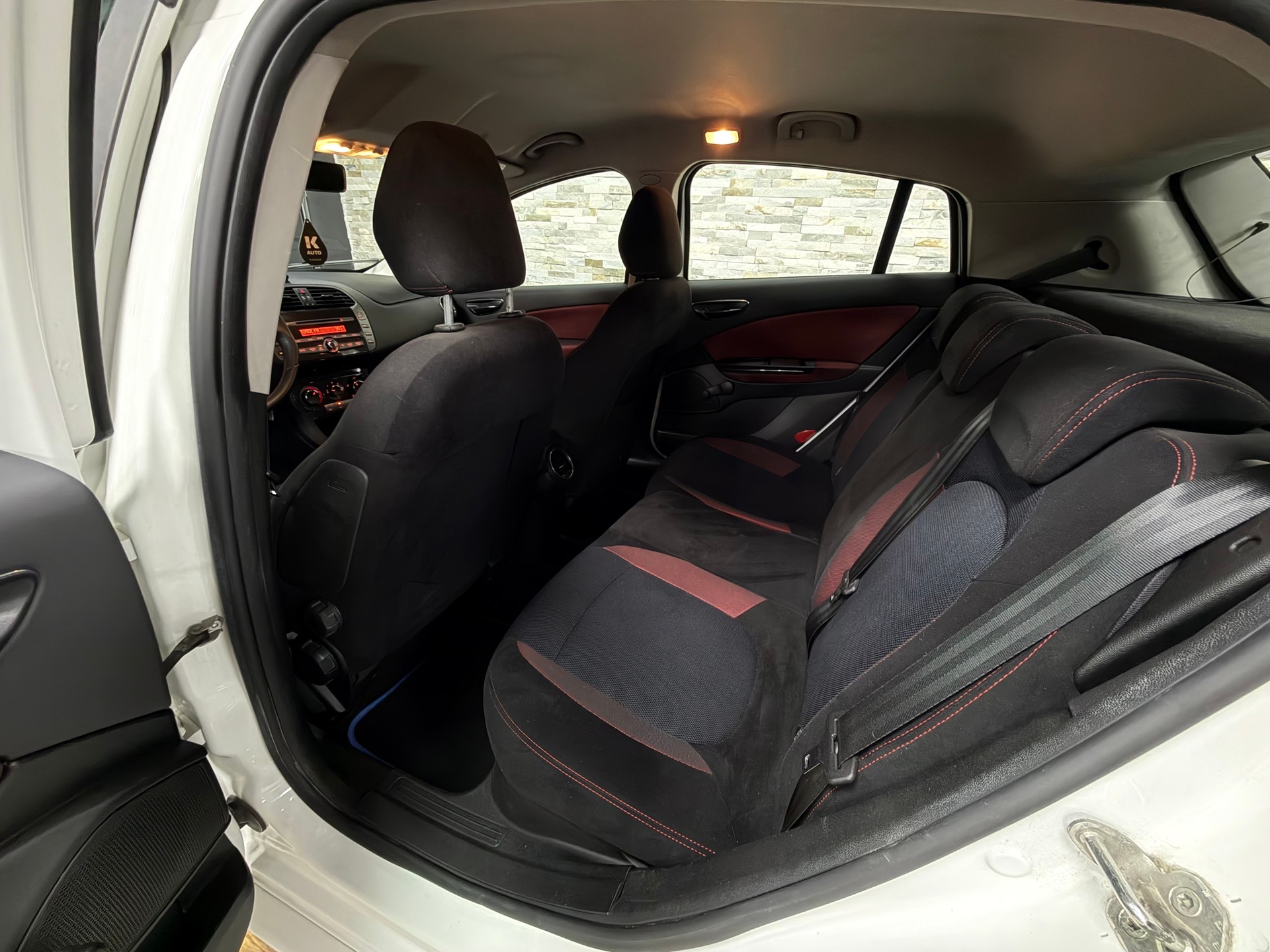 FIAT Bravo 1.4 16V Turbo Genius-image-13