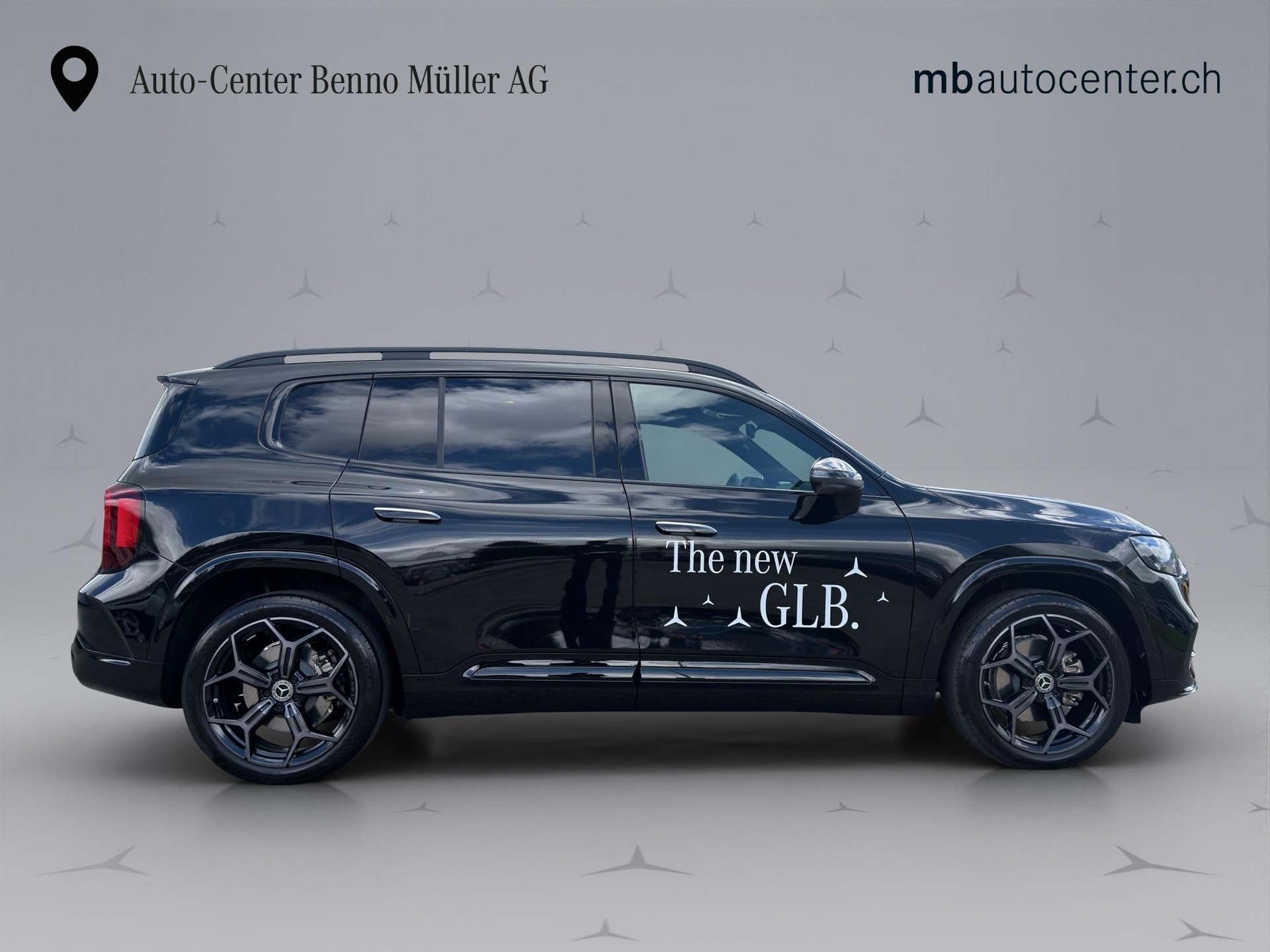 MERCEDES-BENZ GLB 220 4matic-image-5