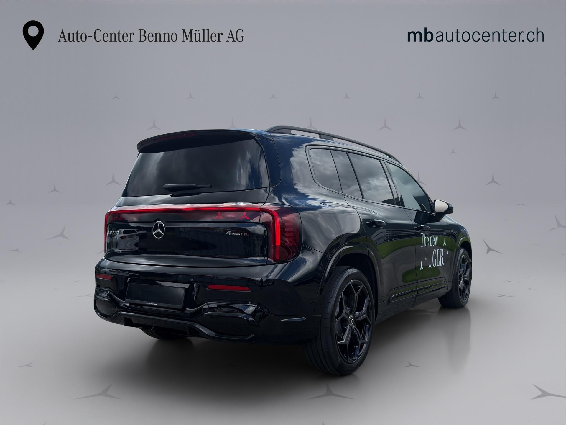 MERCEDES-BENZ GLB 220 4matic-image-4