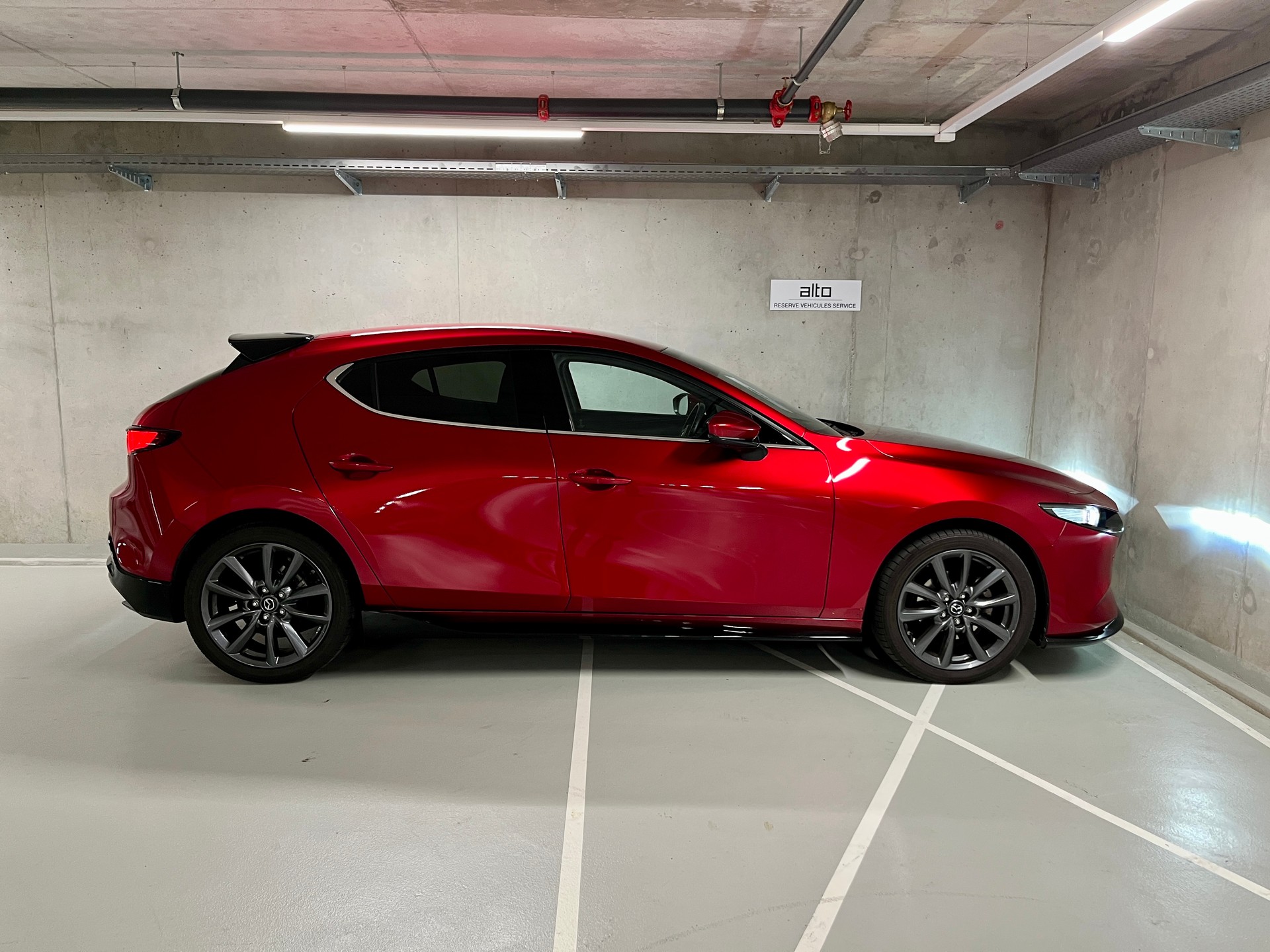 MAZDA 3 Hatchback SKYACTIV-X M Hybrid 186 Revolution Automat-image-5