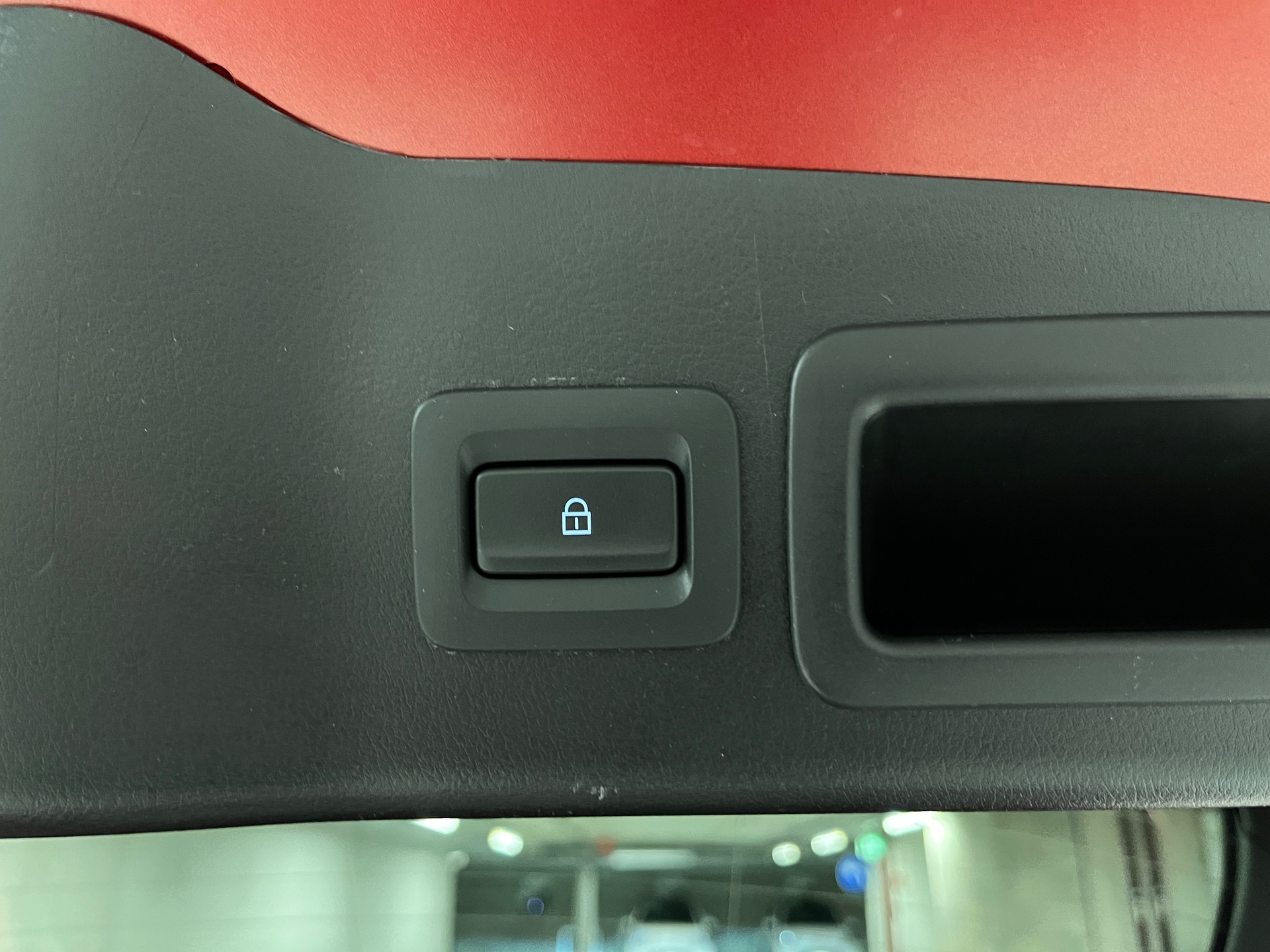 MAZDA 3 Hatchback SKYACTIV-X M Hybrid 186 Revolution Automat-image-22