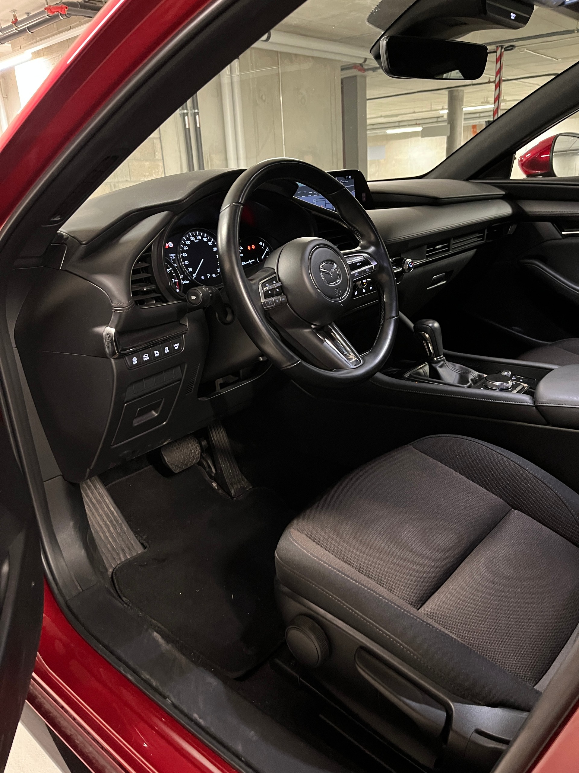 MAZDA 3 Hatchback SKYACTIV-X M Hybrid 186 Revolution Automat-image-16