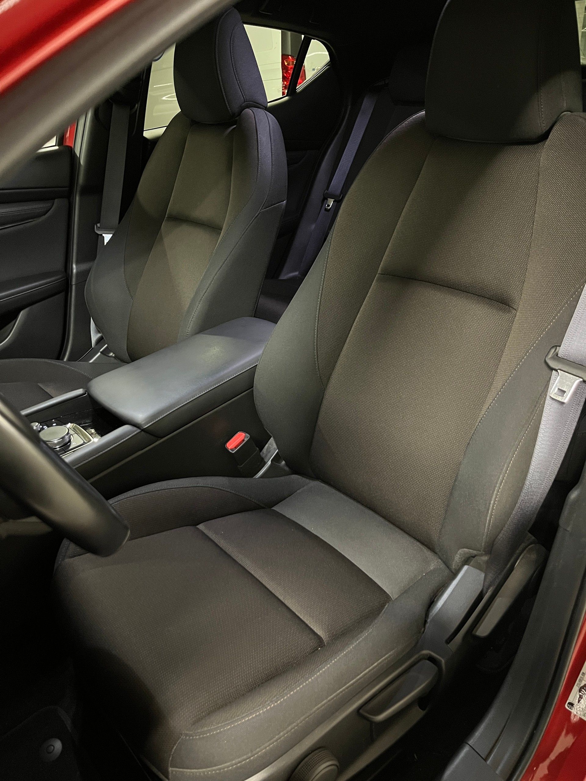 MAZDA 3 Hatchback SKYACTIV-X M Hybrid 186 Revolution Automat-image-17