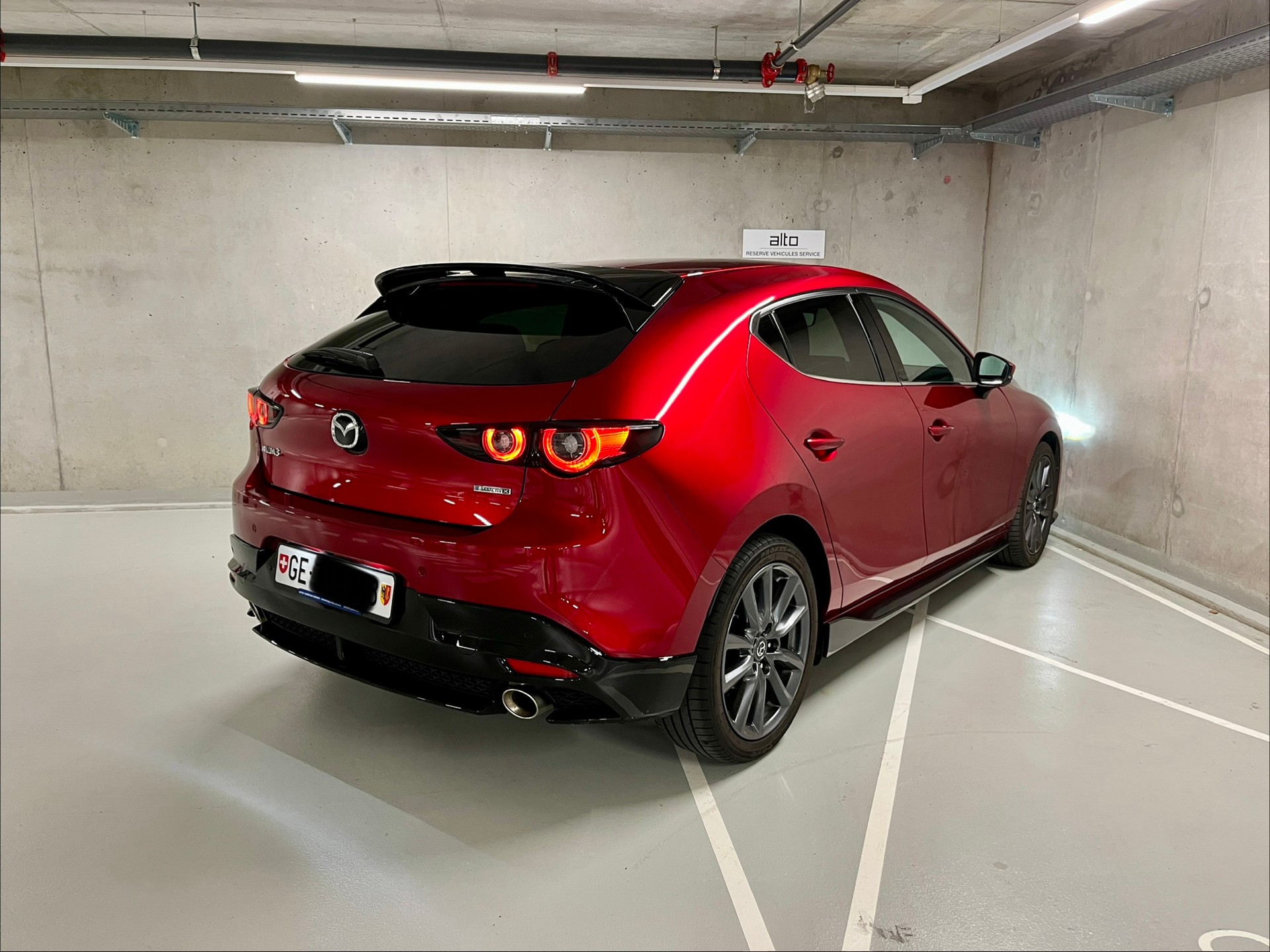 MAZDA 3 Hatchback SKYACTIV-X M Hybrid 186 Revolution Automat-image-4