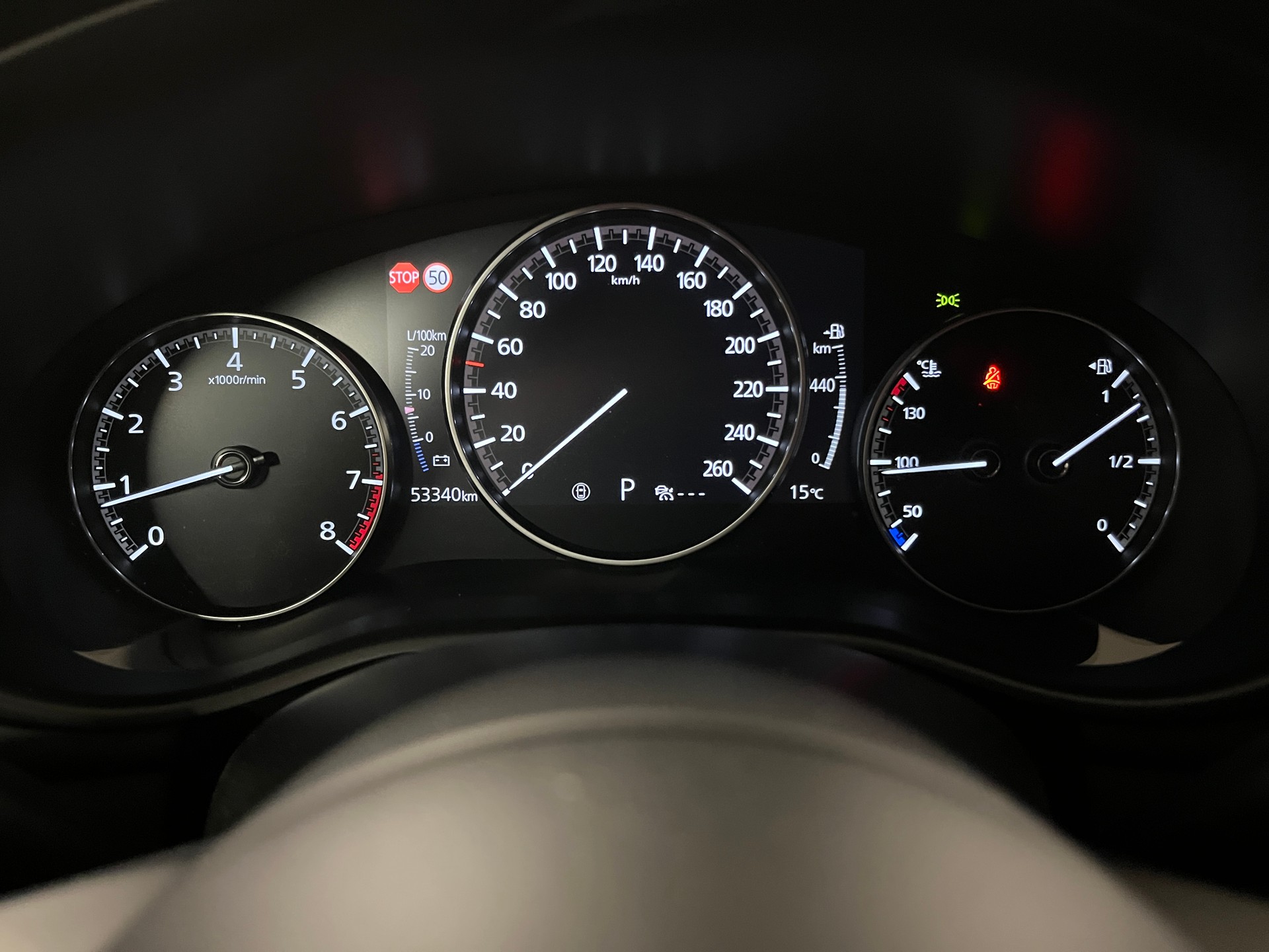 MAZDA 3 Hatchback SKYACTIV-X M Hybrid 186 Revolution Automat-image-10