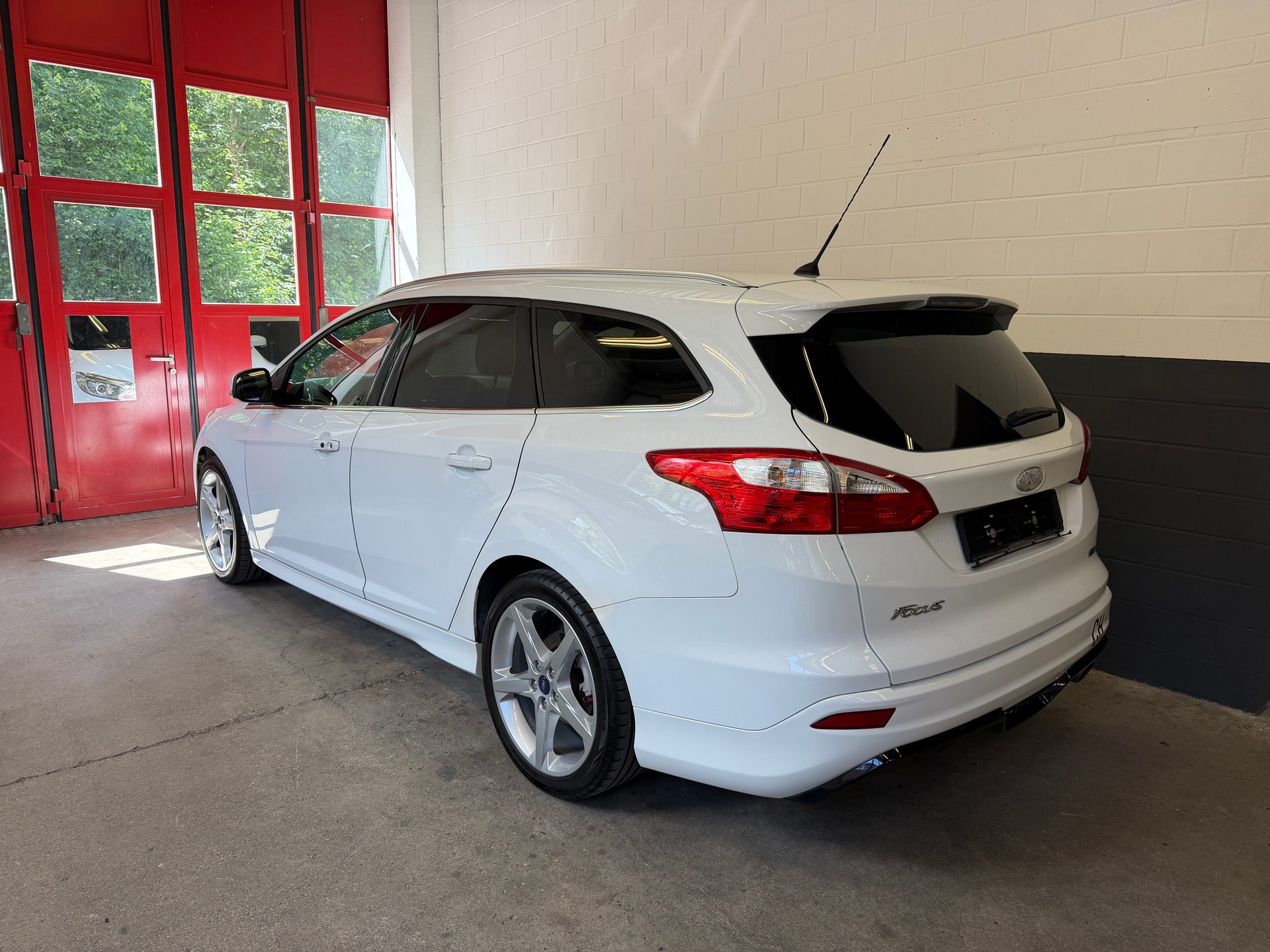 FORD Focus 1.6 SCTi Titanium //NEU AB MFK!-image-5