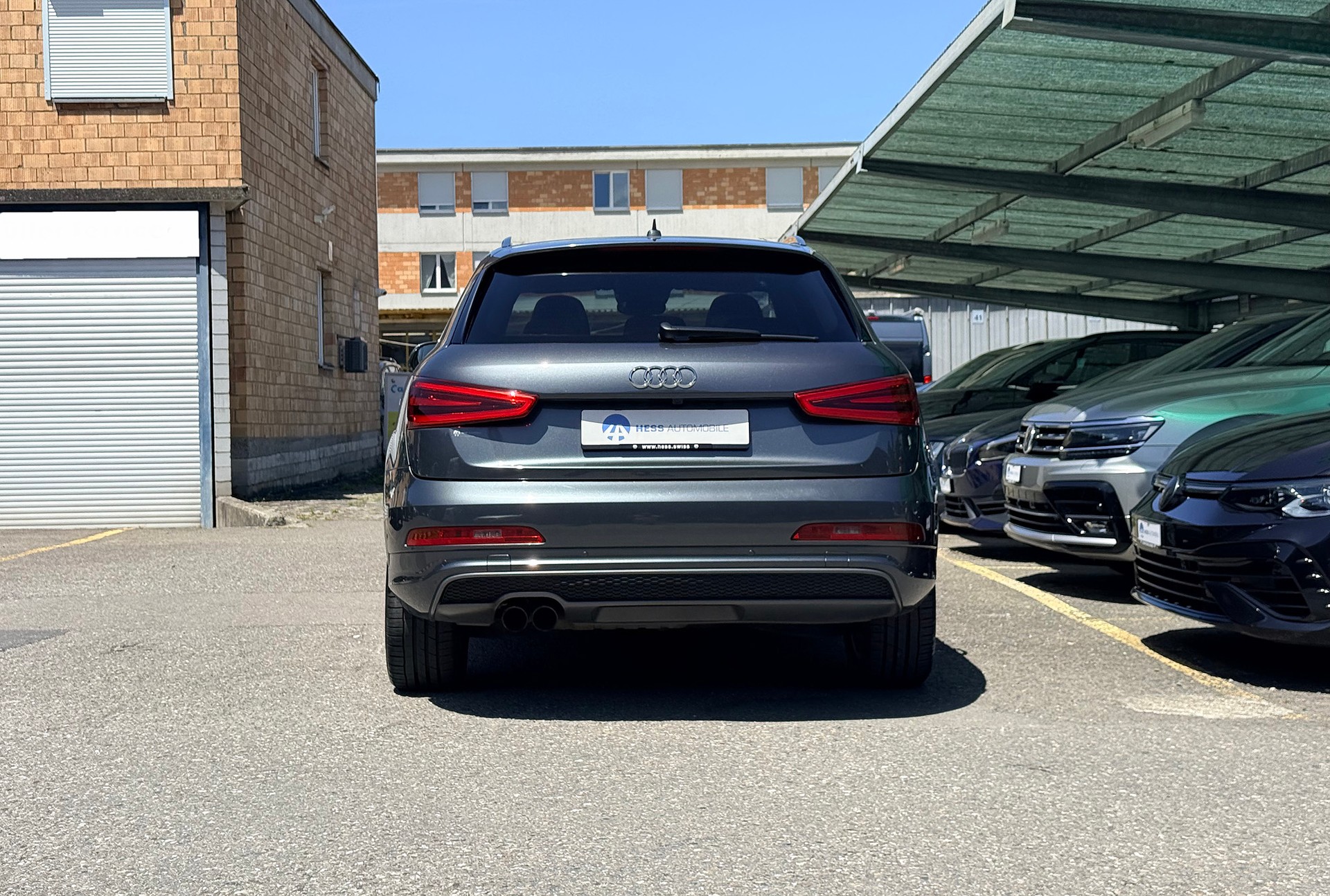 AUDI Q3 2.0 TFSI quattro S-tronic-image-15