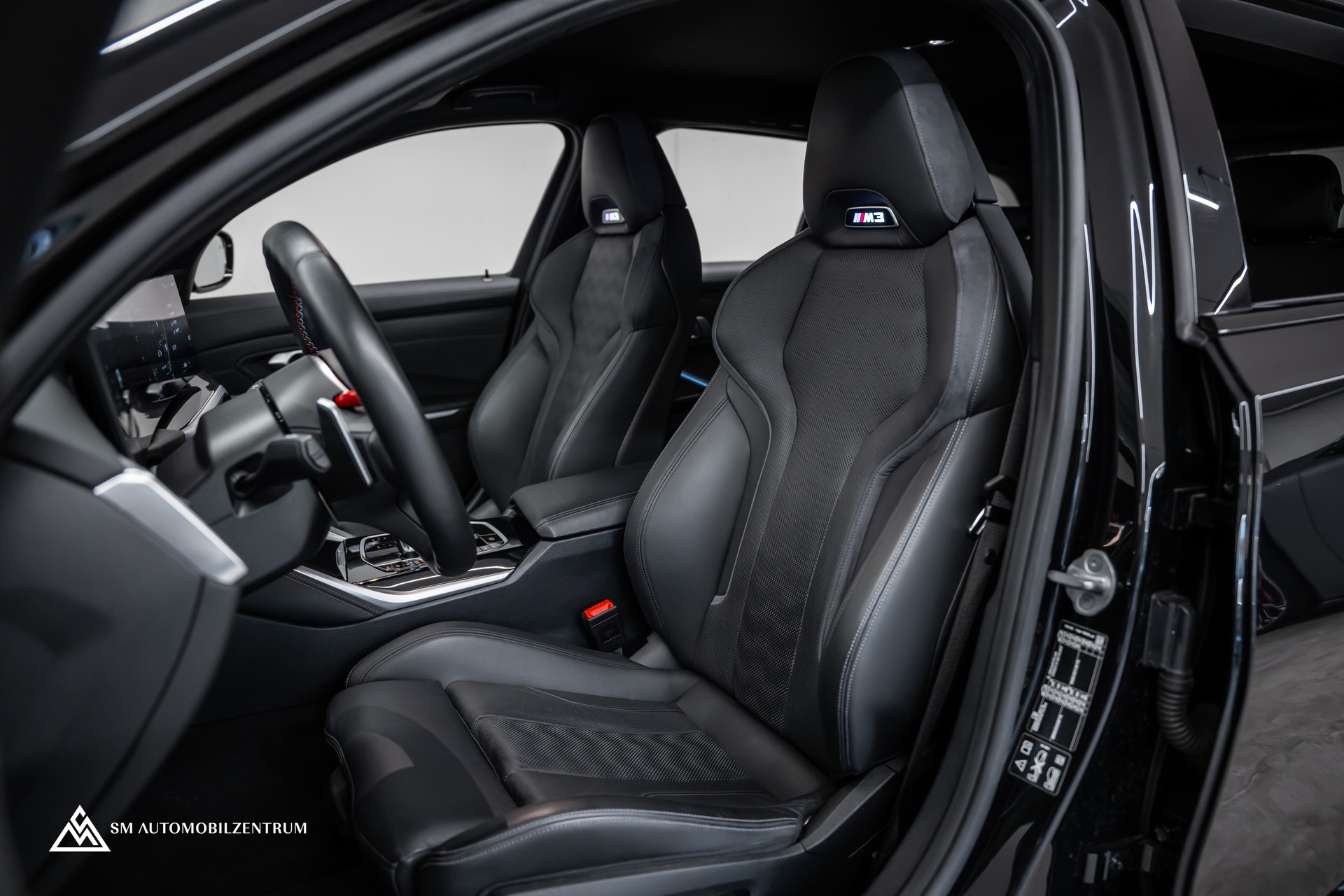 BMW M3 Competition xDrive Touring / 360° / Sitzbelüftung / Laserlight / Head-Up-image-18