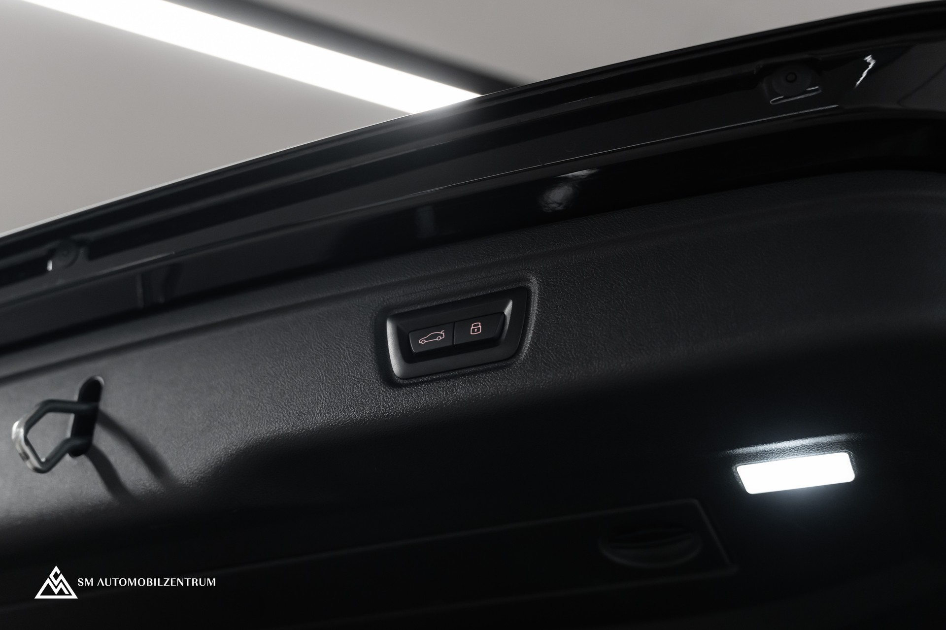 BMW M3 Competition xDrive Touring / 360° / Sitzbelüftung / Laserlight / Head-Up-image-13