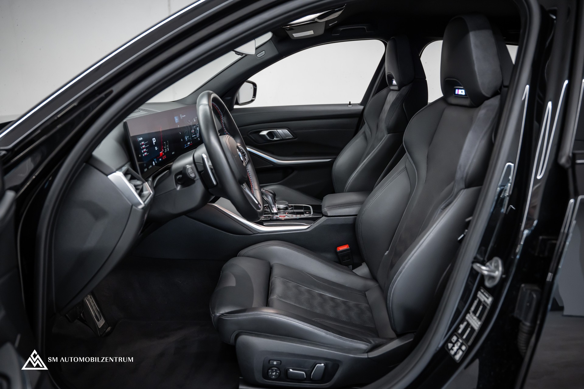 BMW M3 Competition xDrive Touring / 360° / Sitzbelüftung / Laserlight / Head-Up-image-17