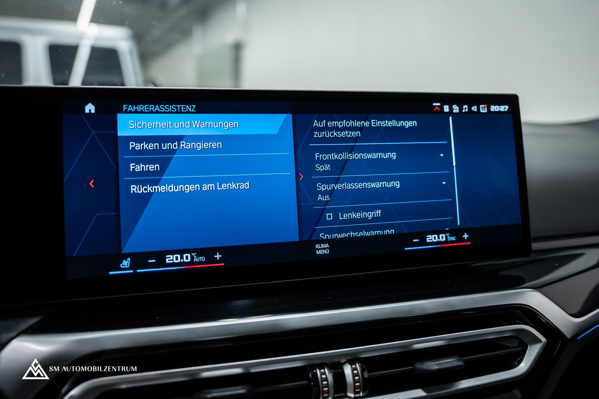 BMW M3 Competition xDrive Touring / 360° / Sitzbelüftung / Laserlight / Head-Up-image-33