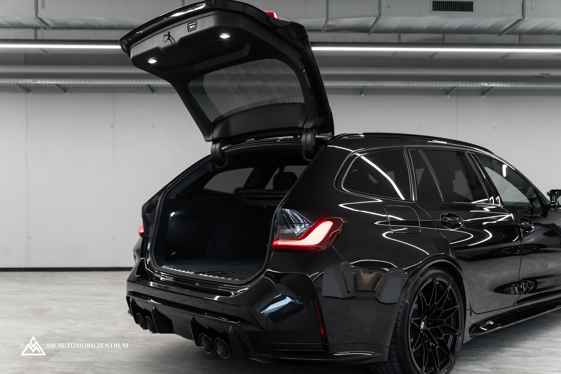 BMW M3 Competition xDrive Touring / 360° / Sitzbelüftung / Laserlight / Head-Up-image-12