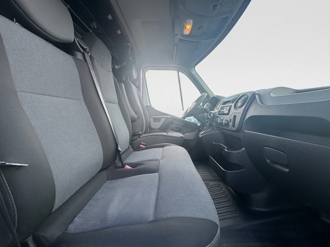 NISSAN NV400 F28.11 L1H1 FWD Pro-image-8