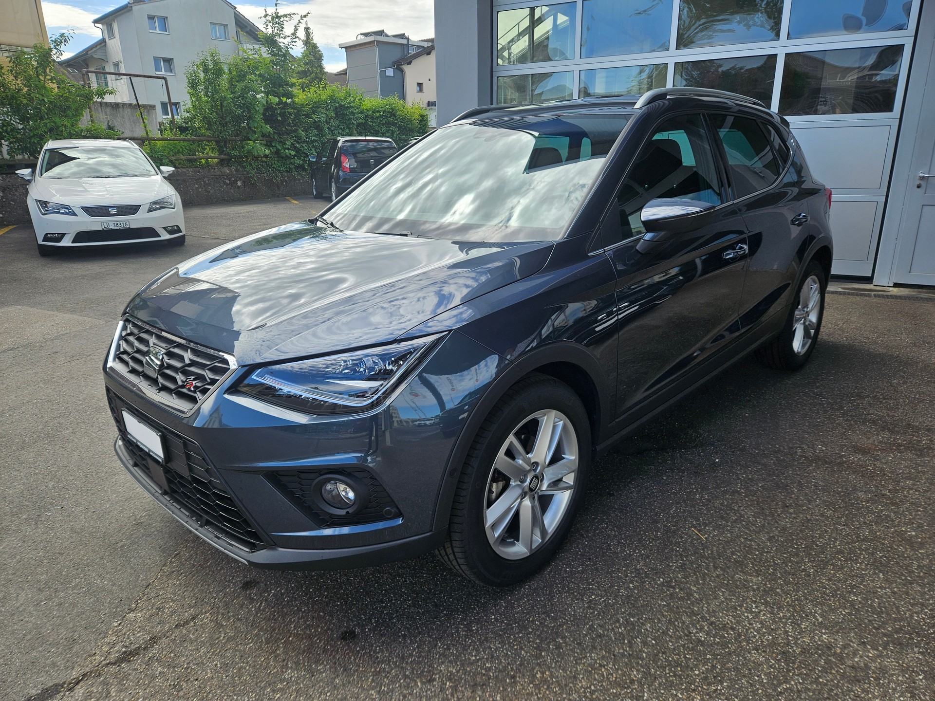 SEAT Arona 1.0 TSI Eco FR DSG-image-3