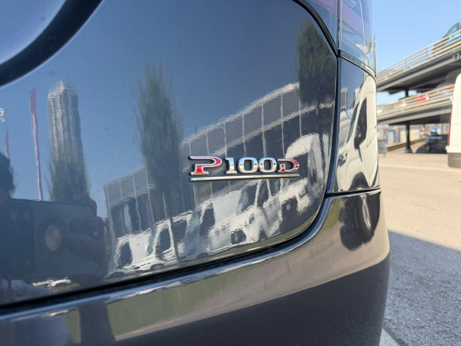 TESLA Model X 100 D Performance-image-19