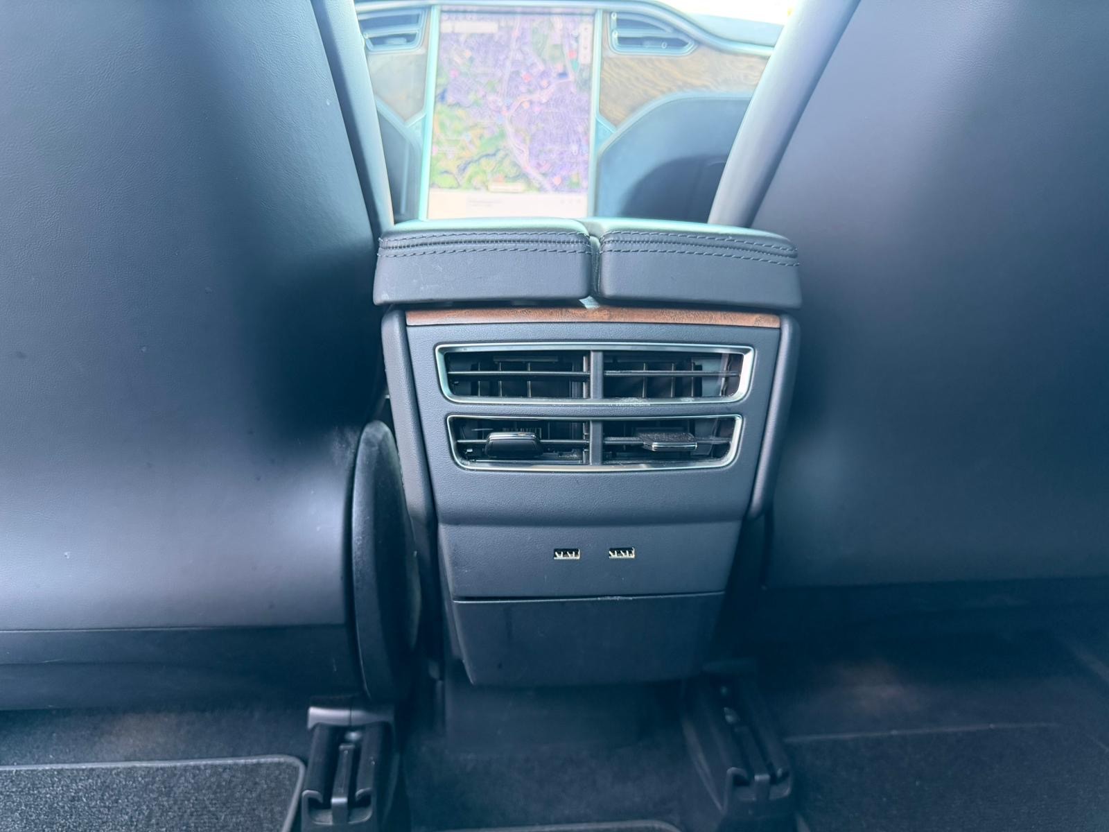 TESLA Model X 100 D Performance-image-18