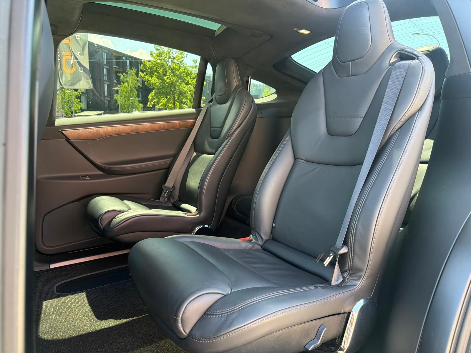TESLA Model X 100 D Performance-image-17