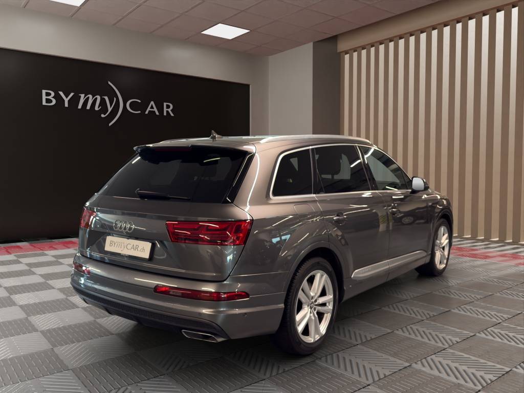 AUDI Q7 50 TDI quattro tiptronic-image-2