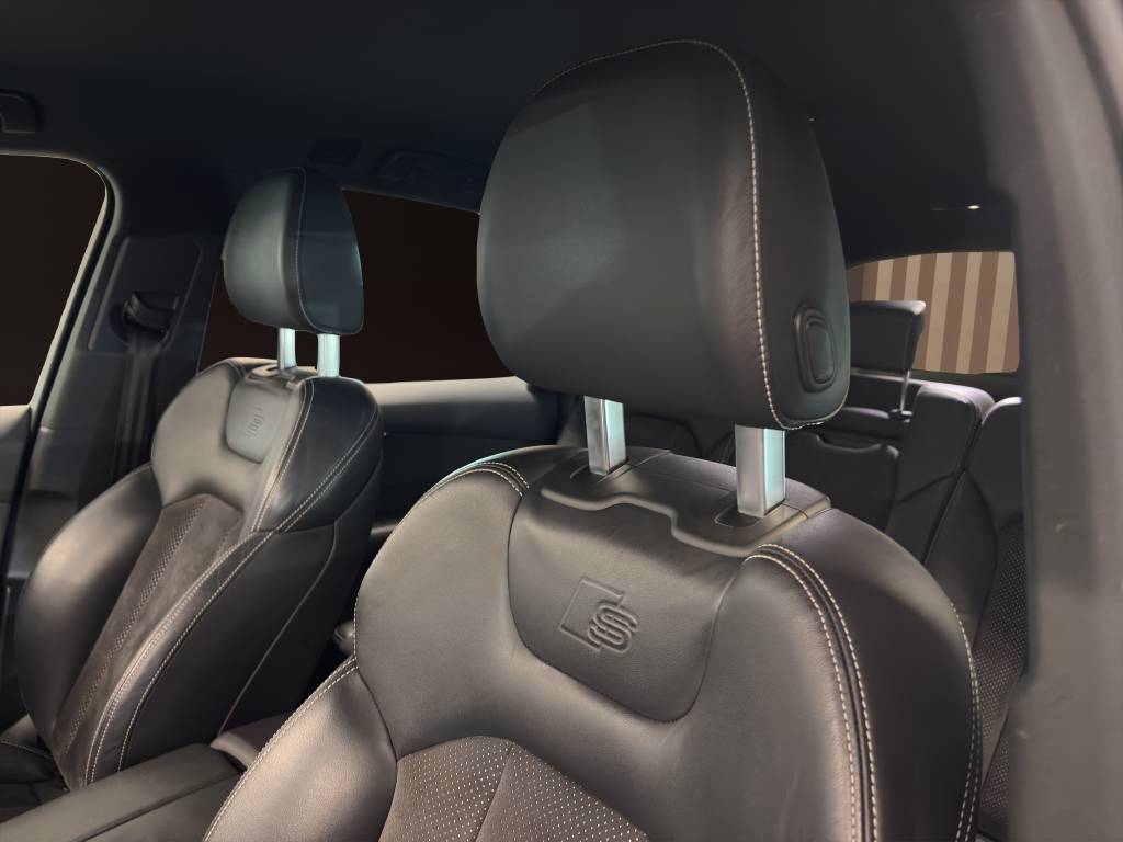 AUDI Q7 50 TDI quattro tiptronic-image-14