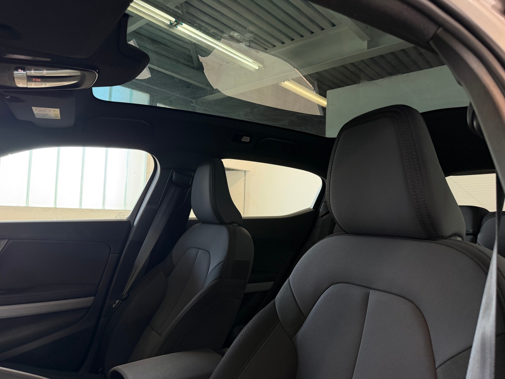 POLESTAR Polestar 2 Launch Edition 78 kWh | CH-Auto aus 1-Hand | Werksgarantie | Frisch MFK-image-11