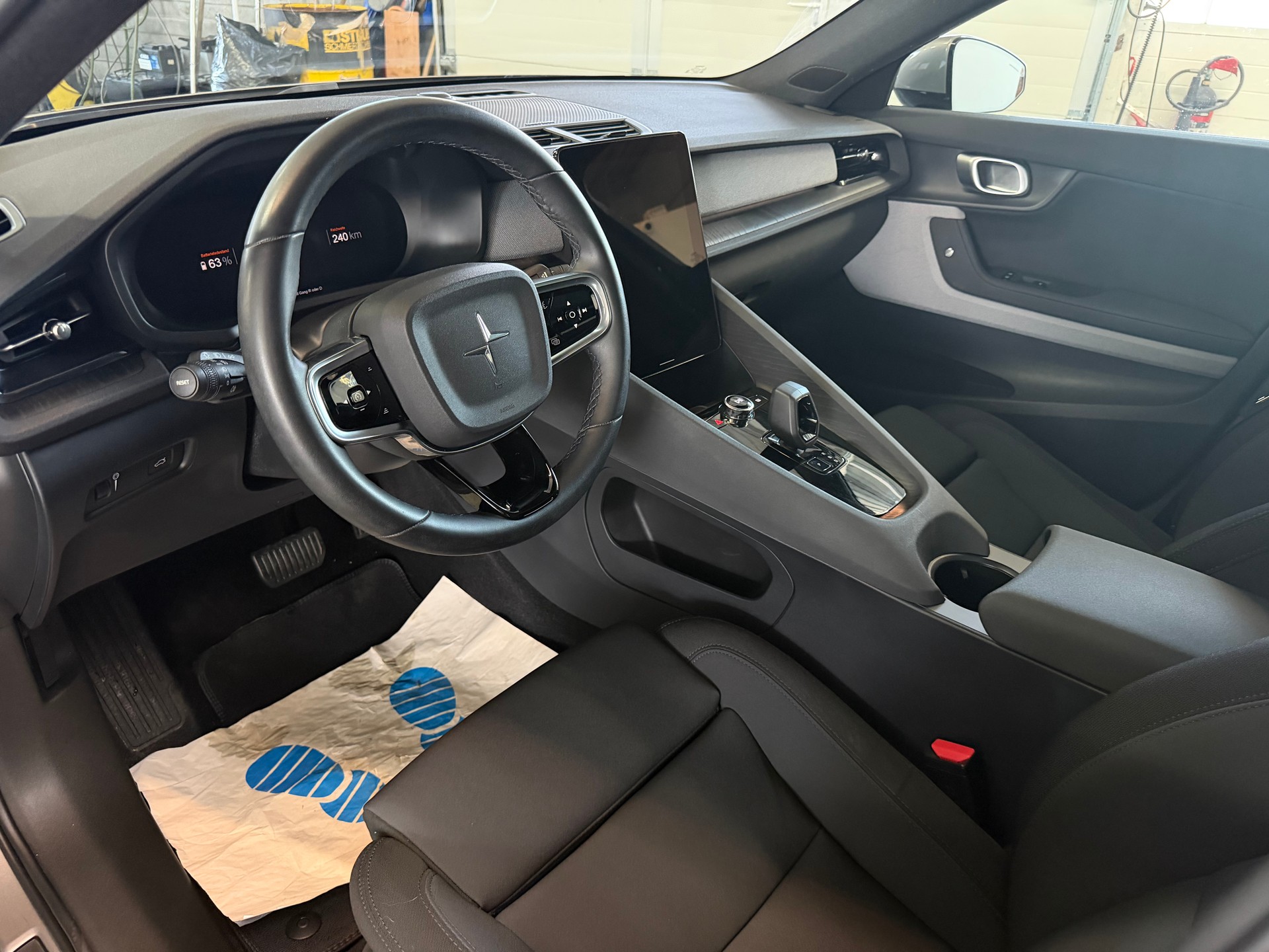 POLESTAR Polestar 2 Launch Edition 78 kWh | CH-Auto aus 1-Hand | Werksgarantie | Frisch MFK-image-7