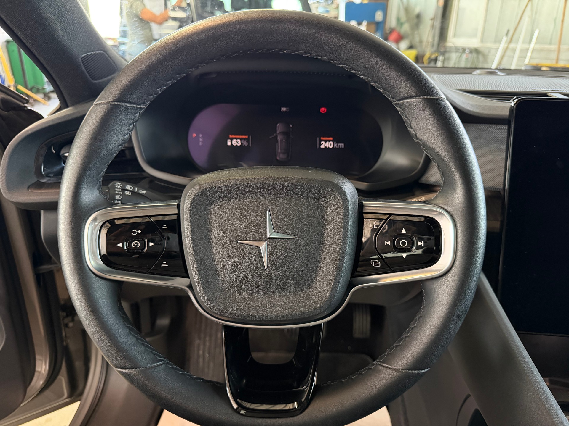 POLESTAR Polestar 2 Launch Edition 78 kWh | CH-Auto aus 1-Hand | Werksgarantie | Frisch MFK-image-16