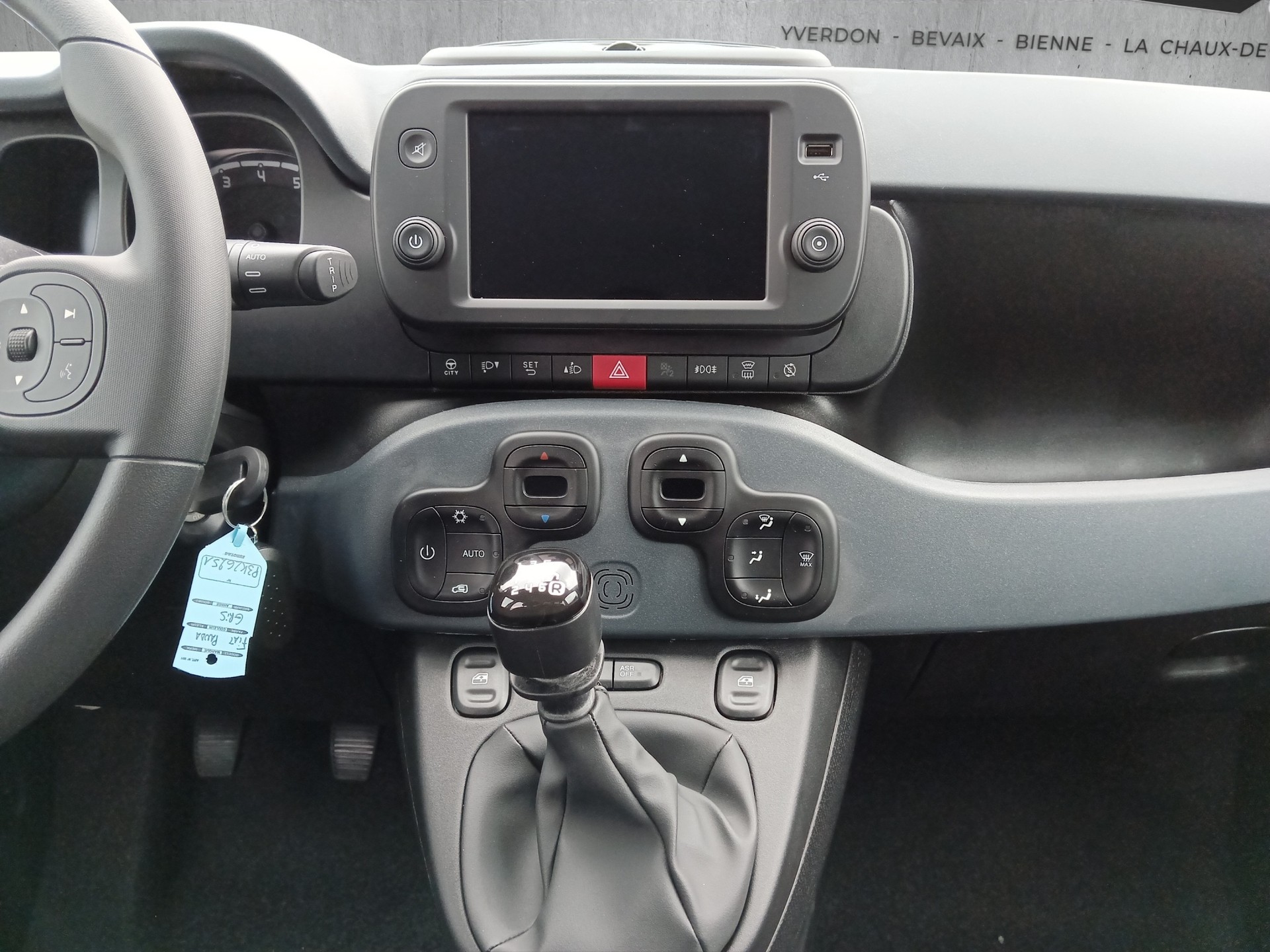 FIAT PANDA 1.0 Hybrid Cross-image-9