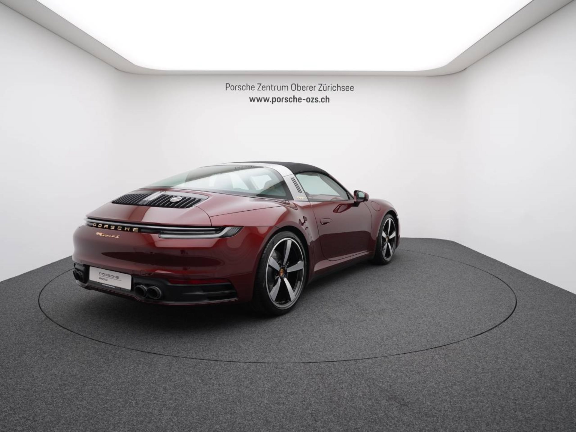 PORSCHE 911 Targa 4S Heritage Edition-image-6
