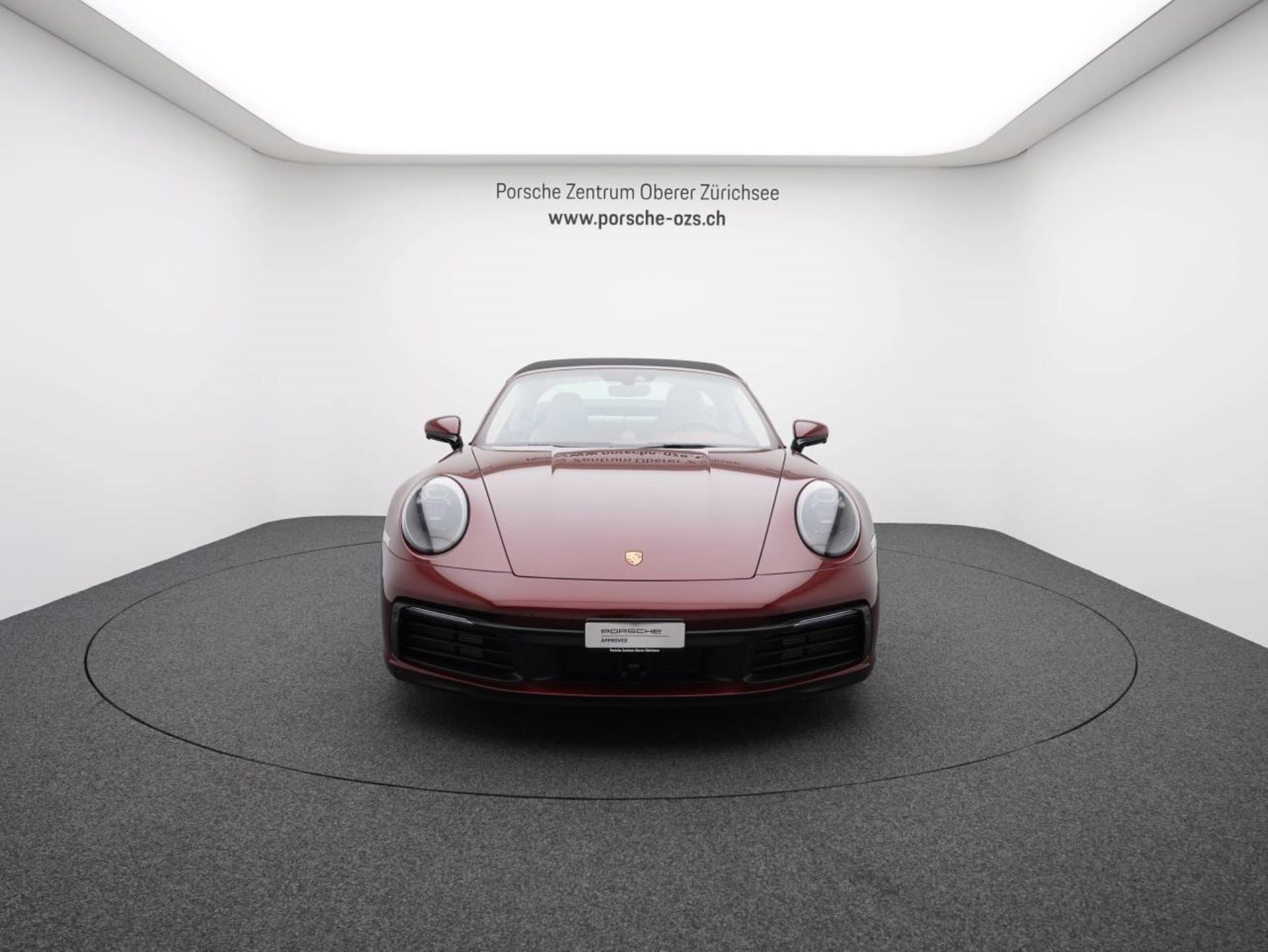 PORSCHE 911 Targa 4S Heritage Edition-image-9