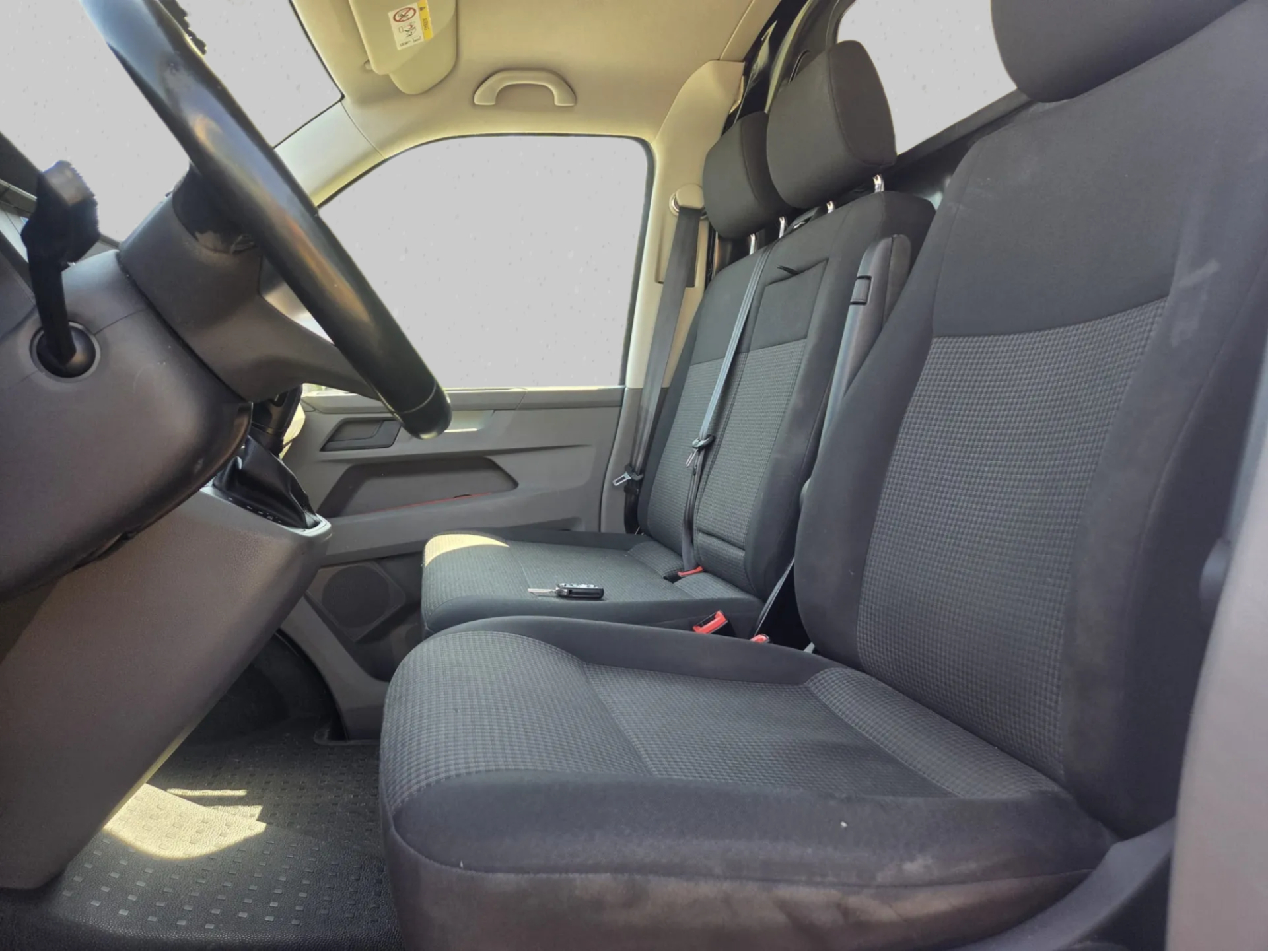 VW T6.1 2.0 TDI DSG ** Ab MFK ** Expertisé -> 04.27-image-5