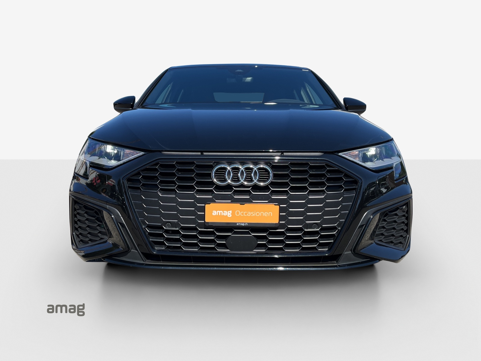 AUDI A3 Limousine 35 TFSI S-Line S-tronic-image-6