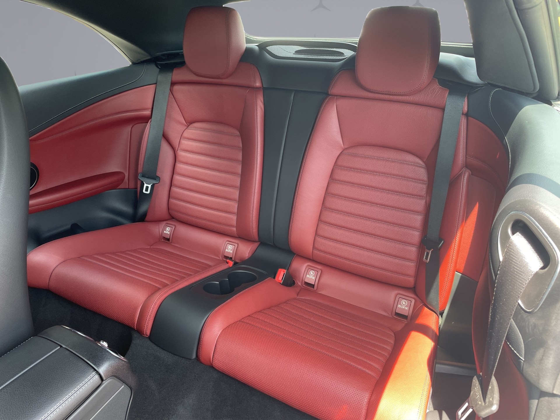 MERCEDES-BENZ C 250 AMG Line Cabriolet-image-12