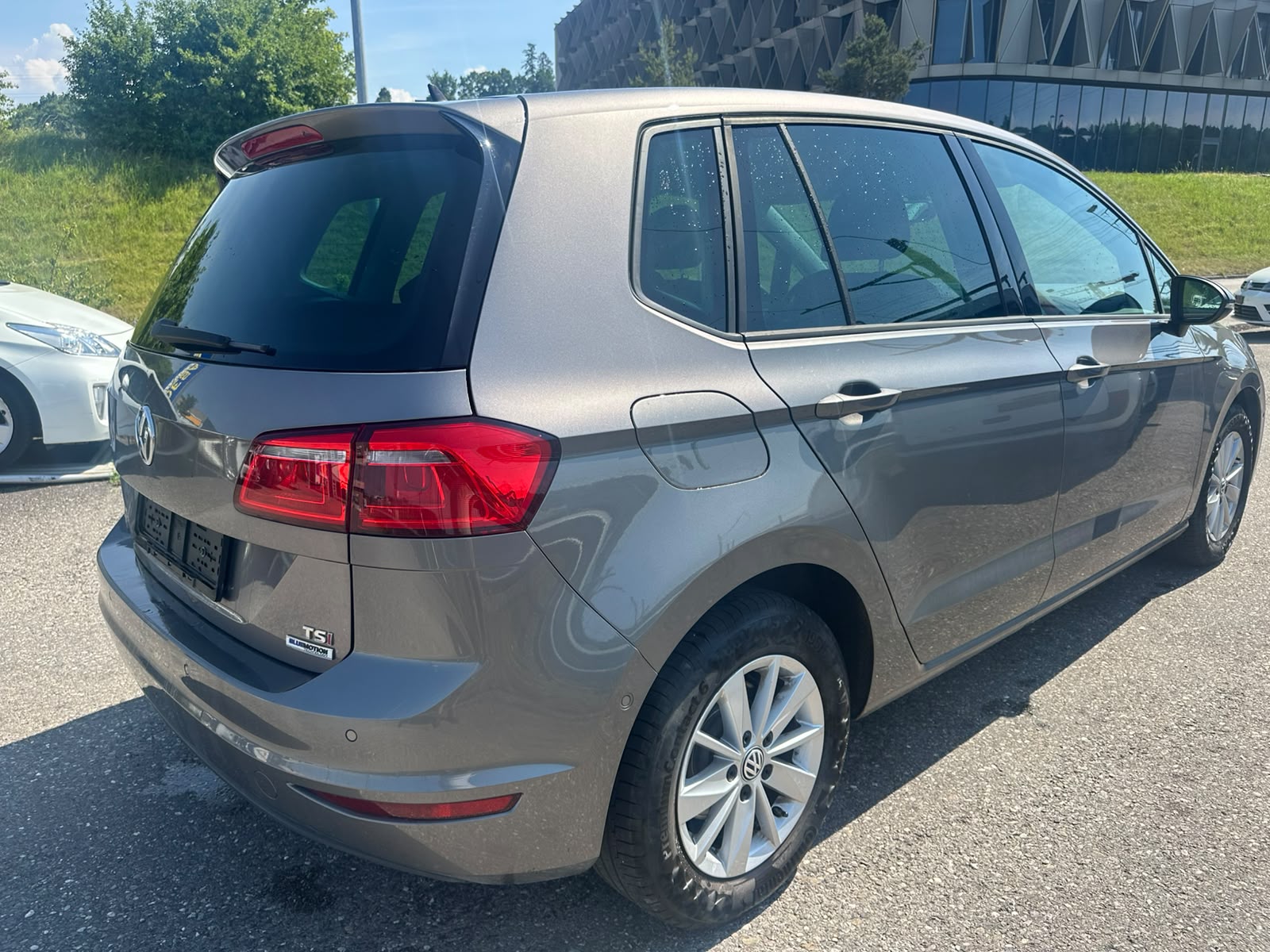 VW Golf Sportsvan 1.4 TSI Comfortline-image-5