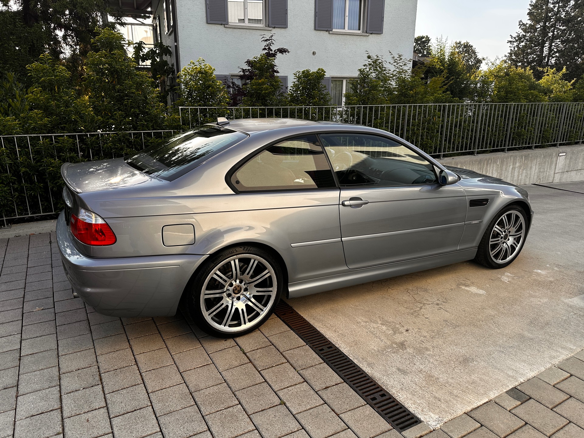 BMW M3 Coupé-image-4