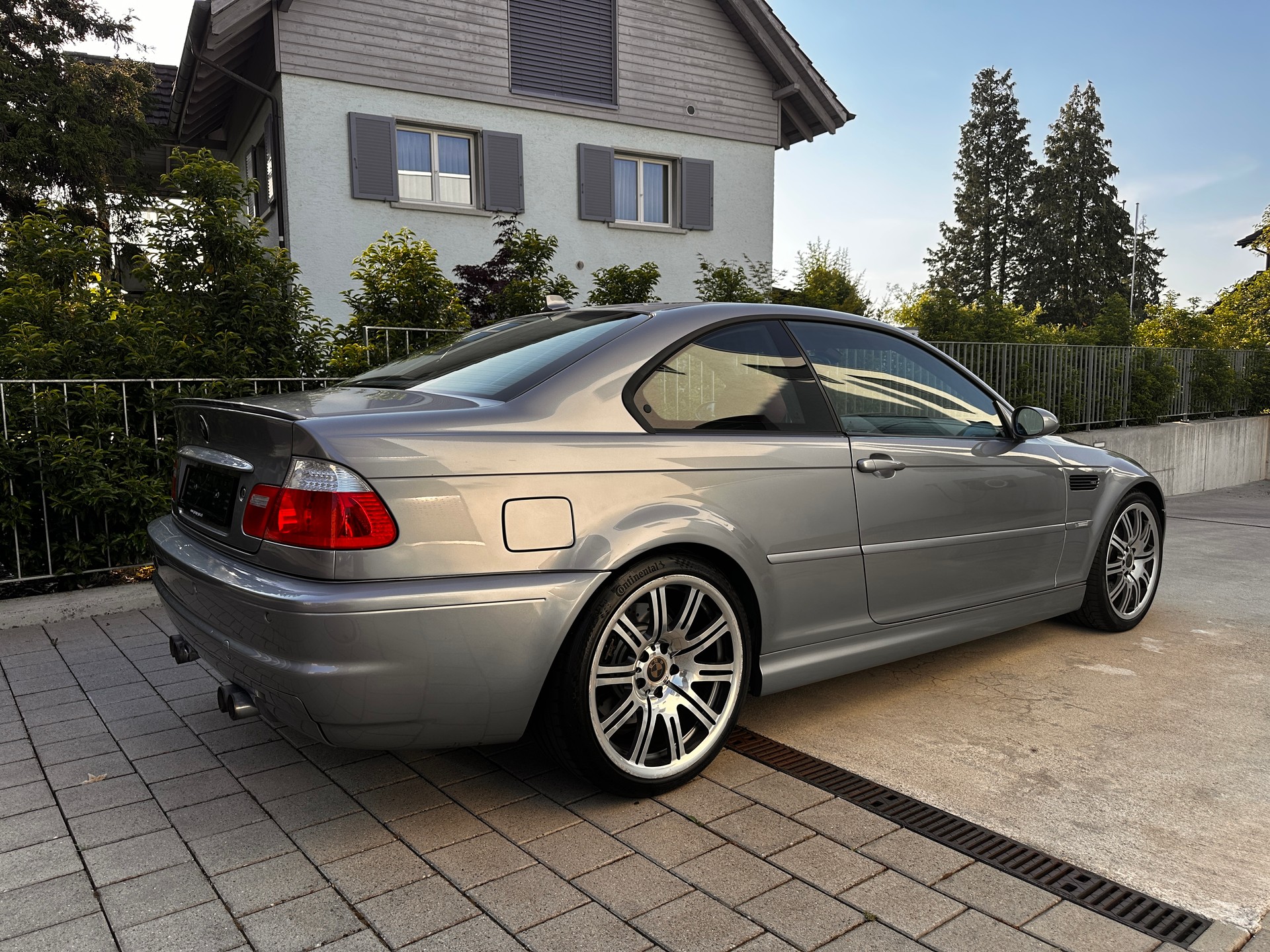 BMW M3 Coupé-image-5