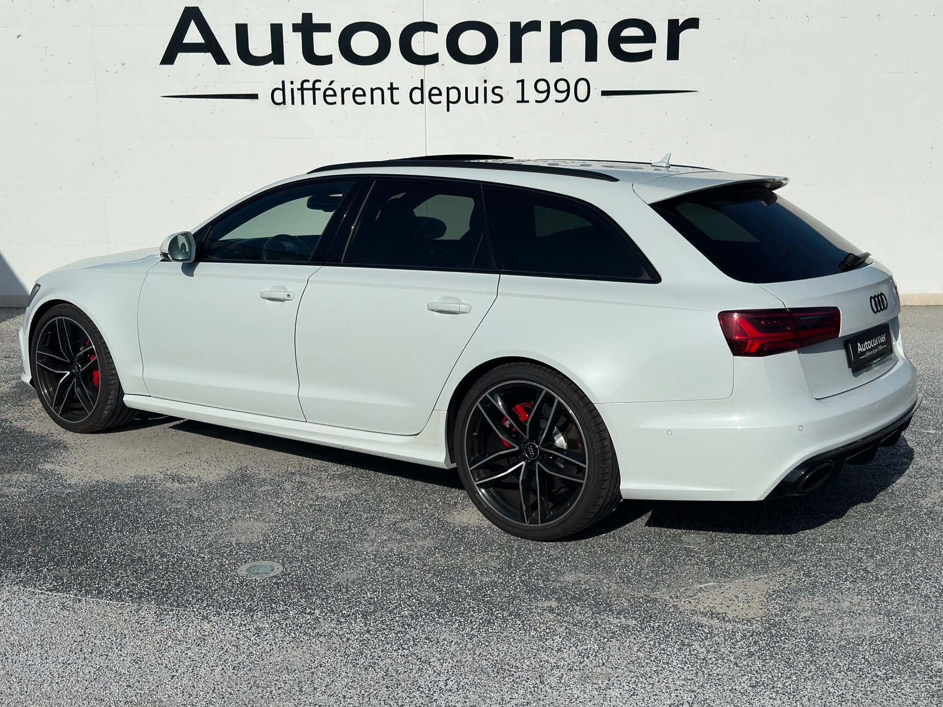 AUDI RS6 Avant 4.0 TFSI V8 performance quattro-showroom-element-3