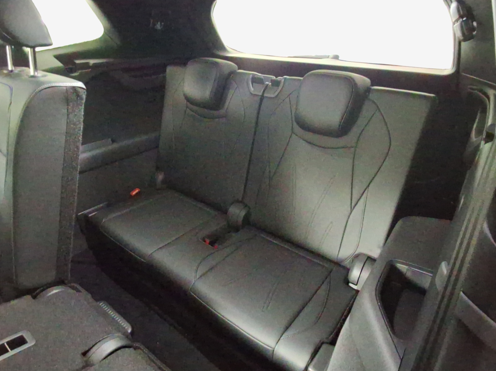 VW Tayron 2.0 TSI R-Line Plus DSG 4Motion-image-14