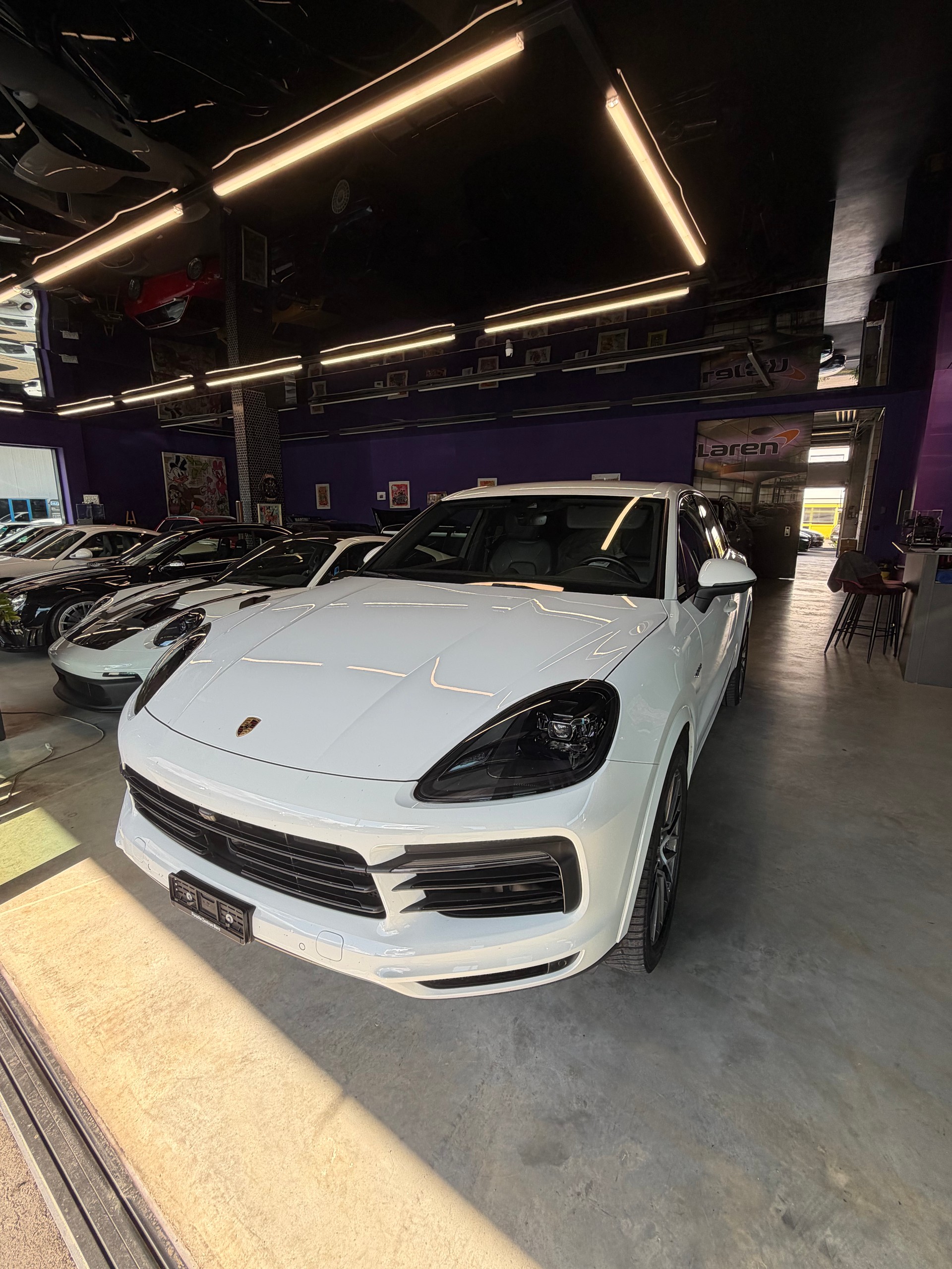 PORSCHE Cayenne E-Hybrid-image-0