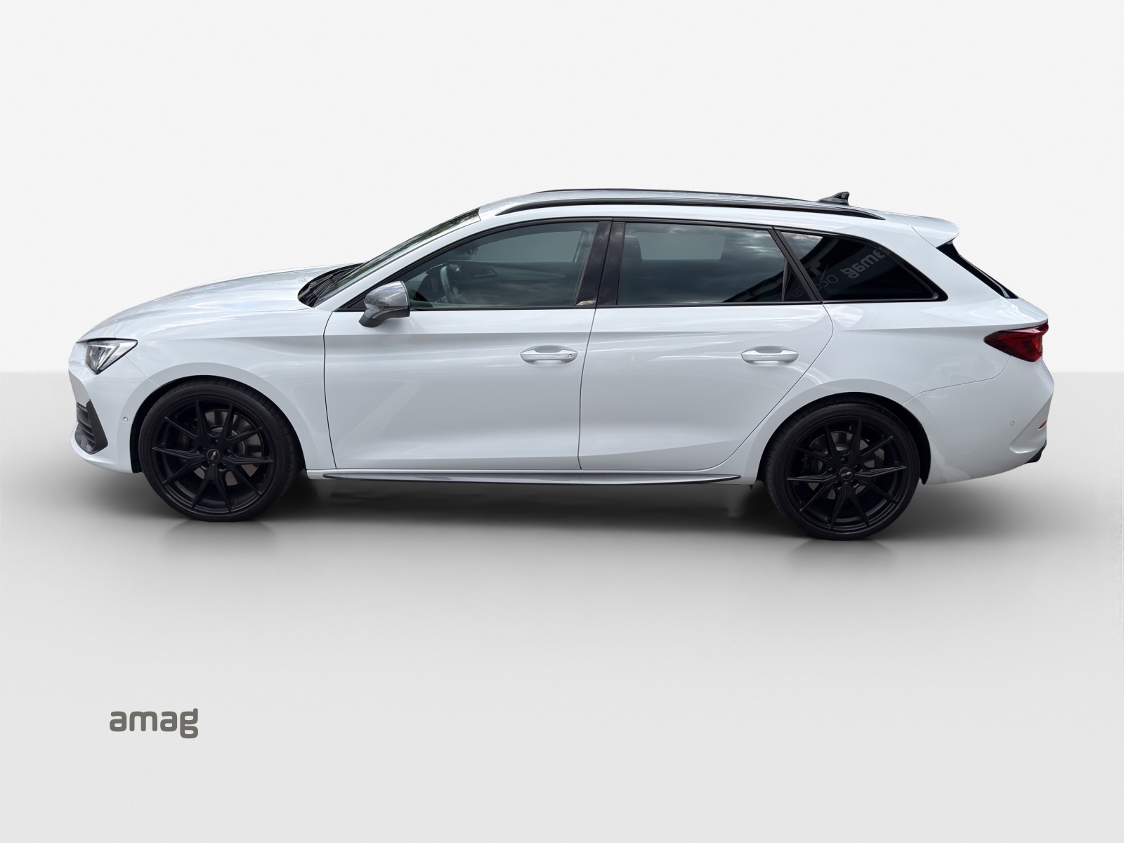 CUPRA LEON ST 2.0 TSI VZ CUP DSG 4Drive-image-1
