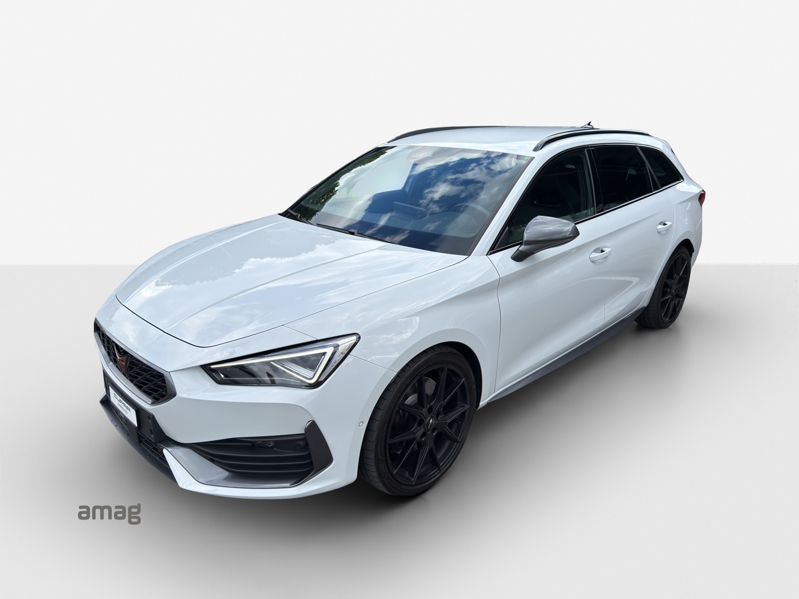 CUPRA LEON ST 2.0 TSI VZ CUP DSG 4Drive-image-0