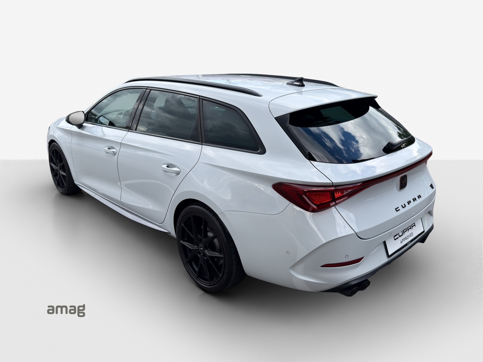 CUPRA LEON ST 2.0 TSI VZ CUP DSG 4Drive-image-2