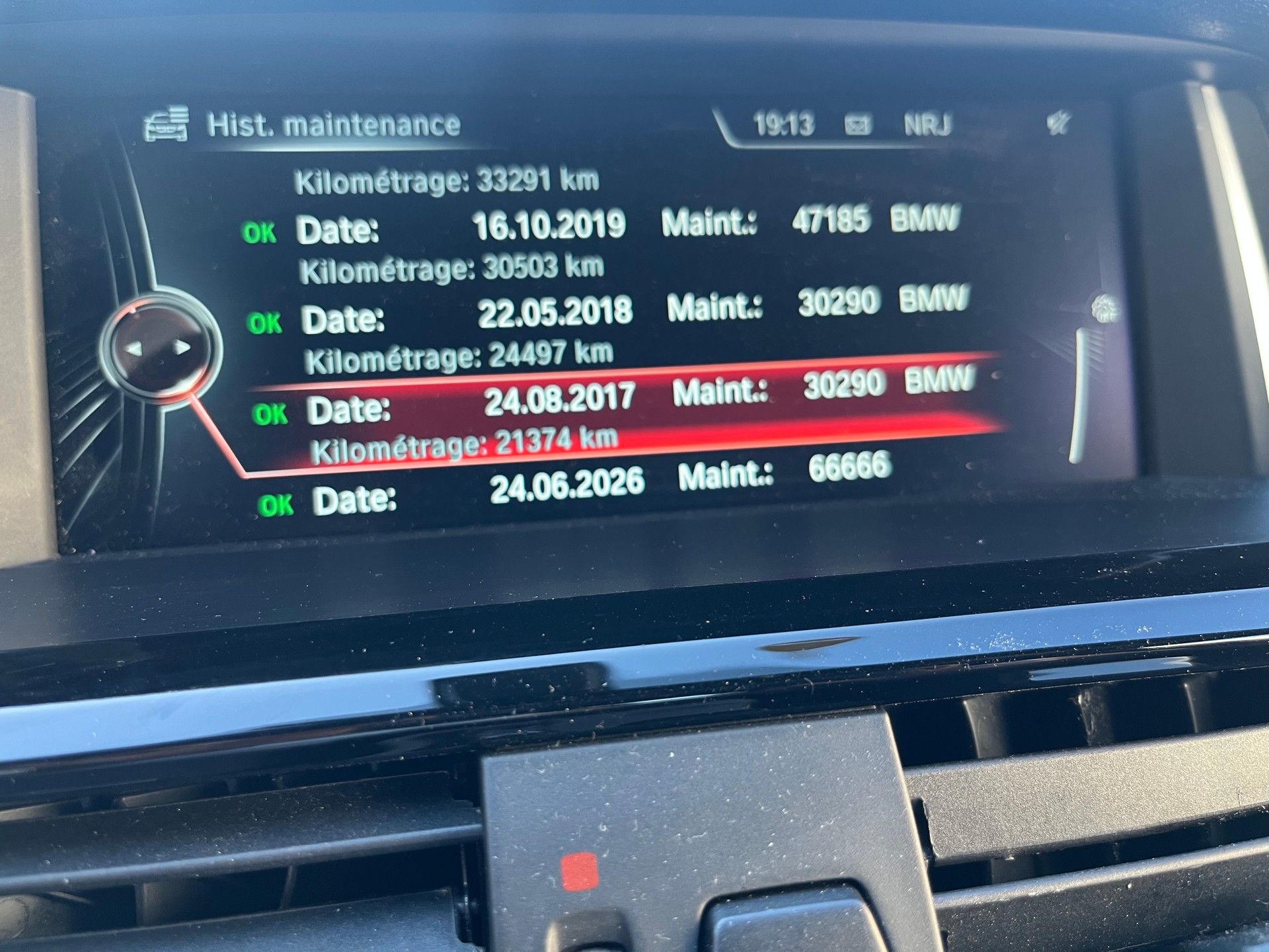 BMW X3 xDrive 20d Steptronic M SPORT-image-16