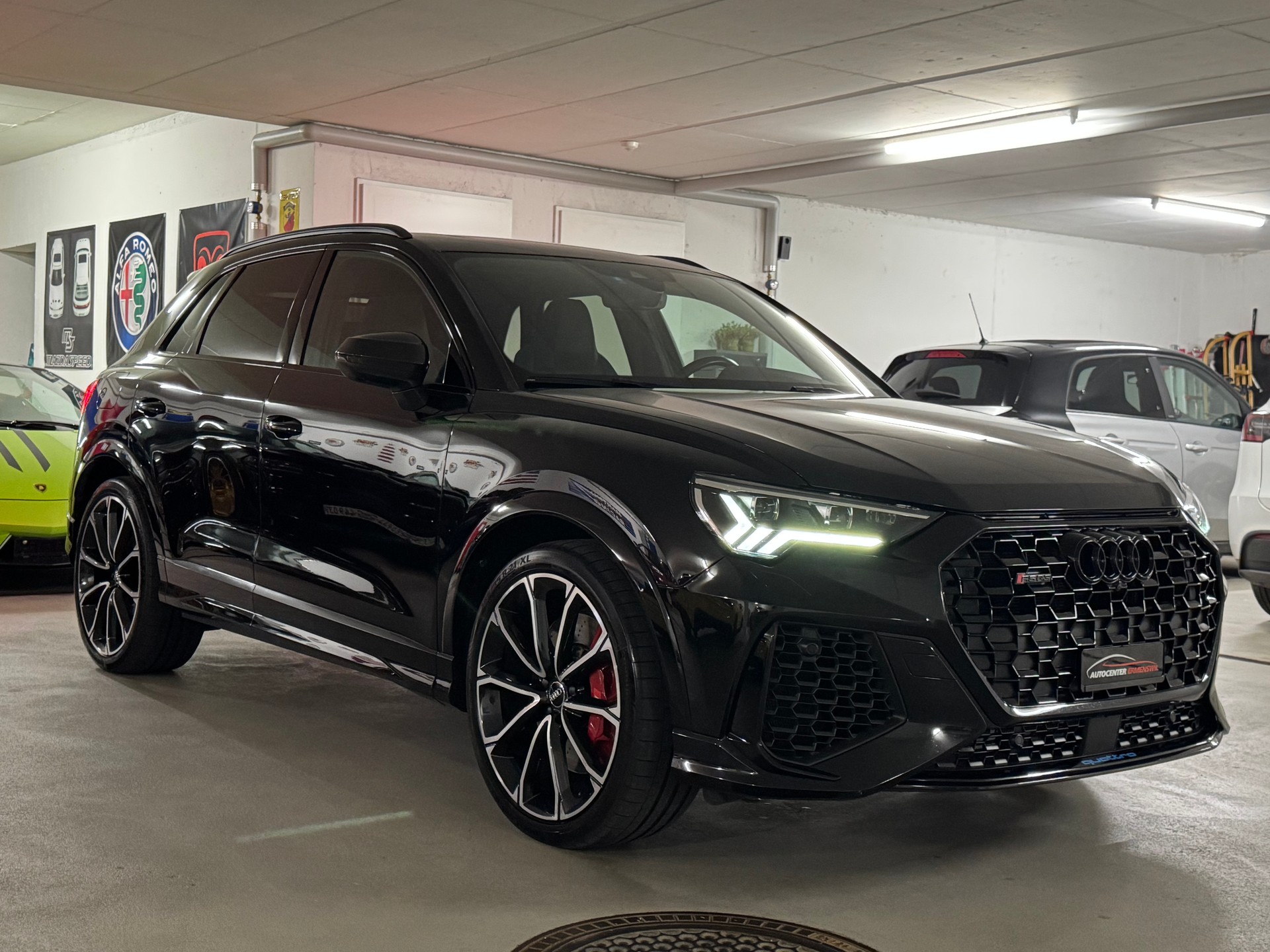 AUDI RS Q3 2.5 TFSI quattro S tronic CH-Fahrzeug-image-2
