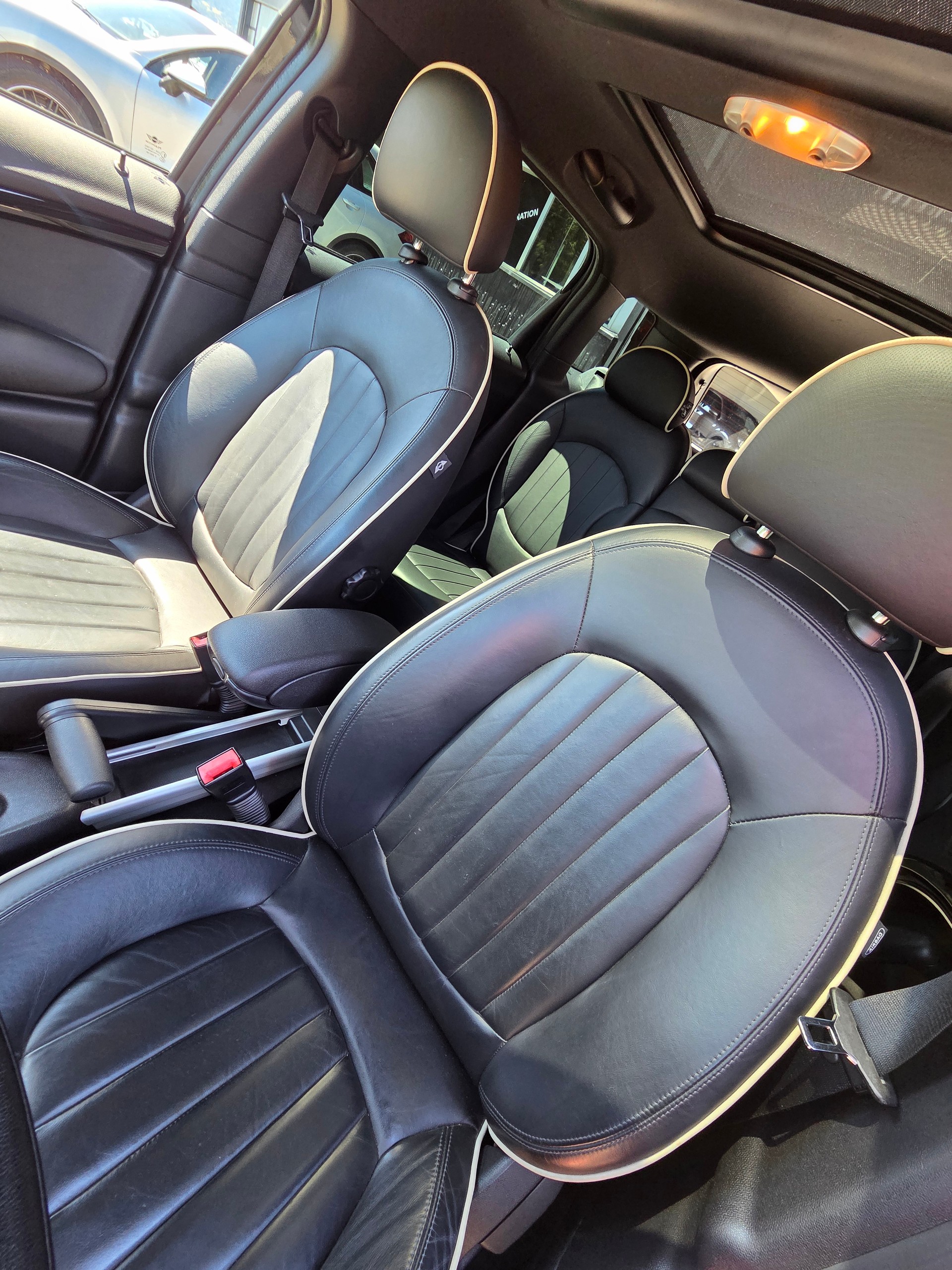 MINI Countryman Cooper S ALL4 Steptronic Snowhill-image-10
