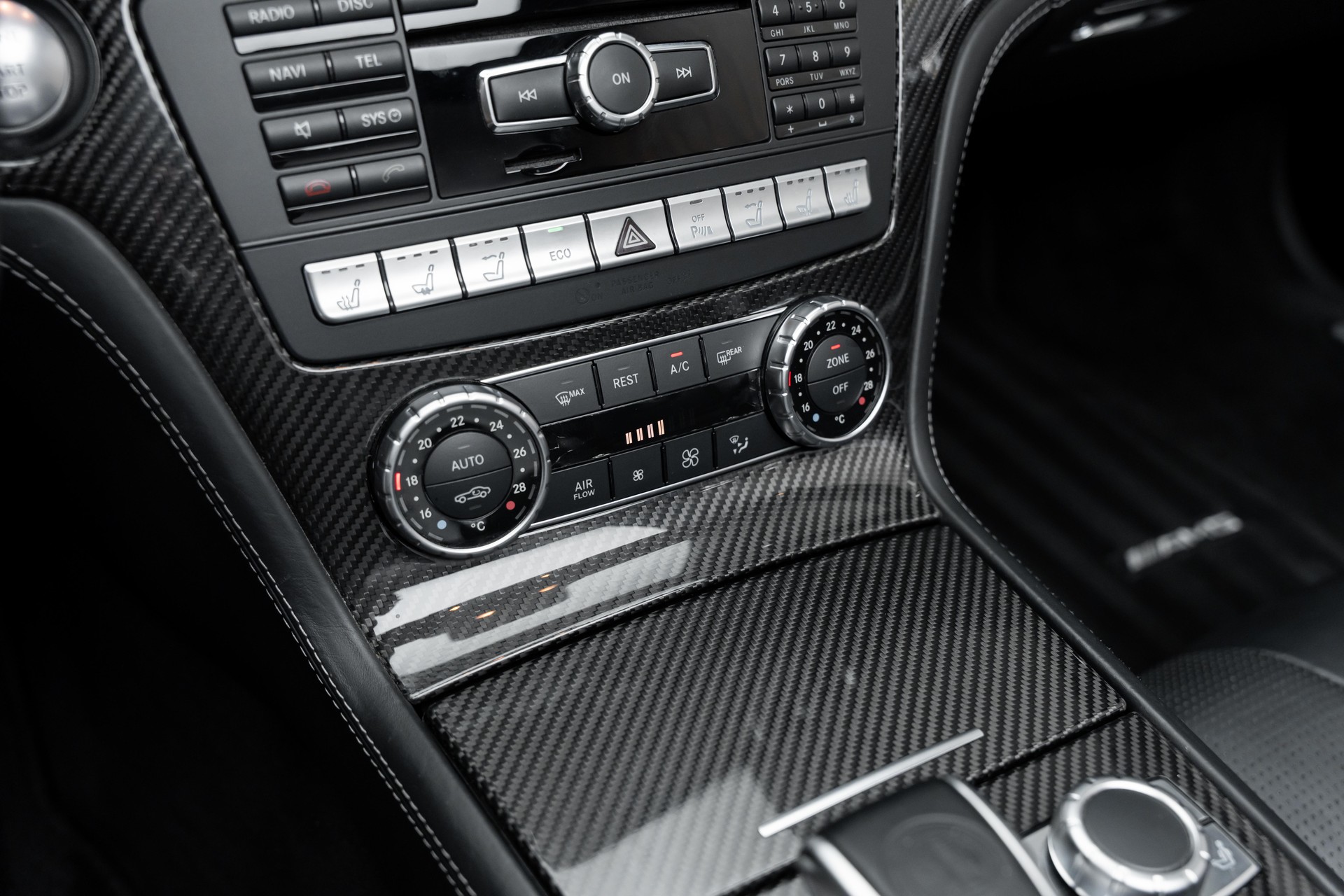 MERCEDES-BENZ SL 63 AMG Speedshift-image-10