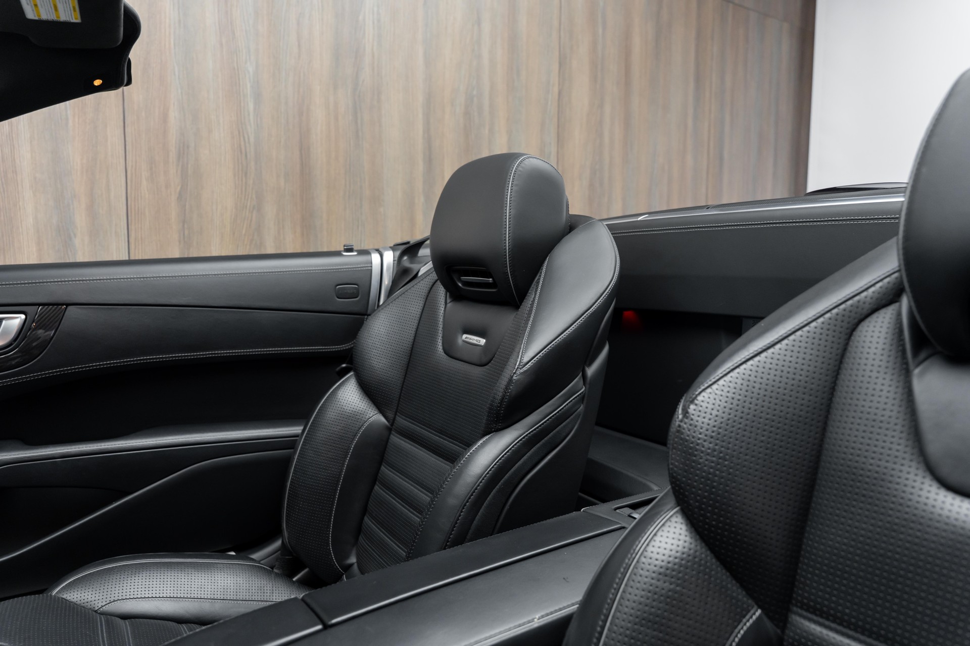 MERCEDES-BENZ SL 63 AMG Speedshift-image-6