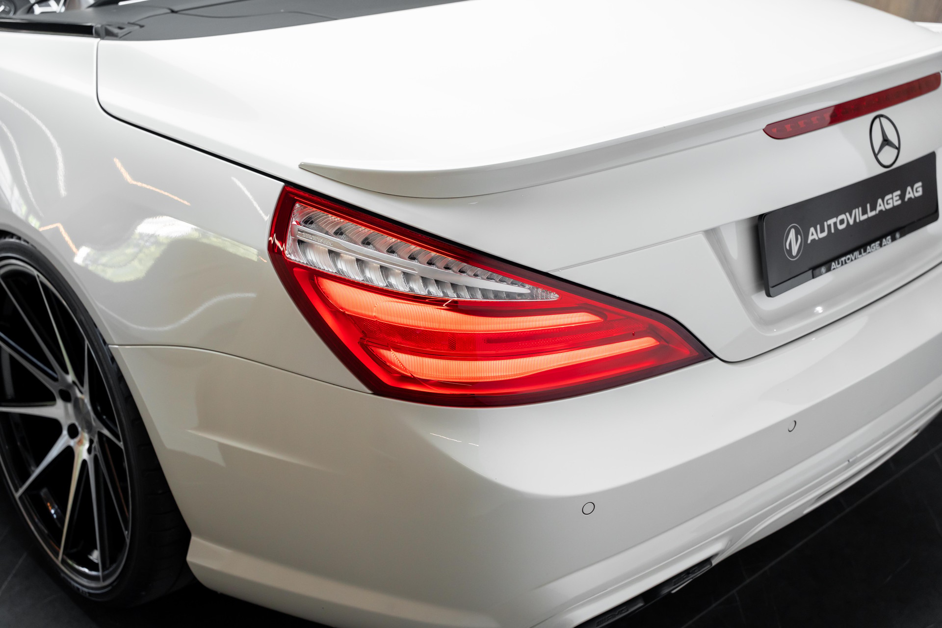 MERCEDES-BENZ SL 63 AMG Speedshift-image-25