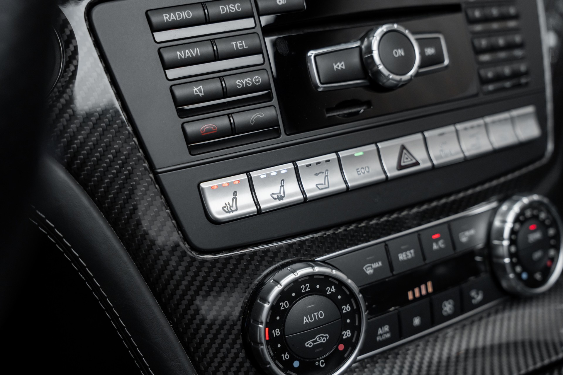 MERCEDES-BENZ SL 63 AMG Speedshift-image-11