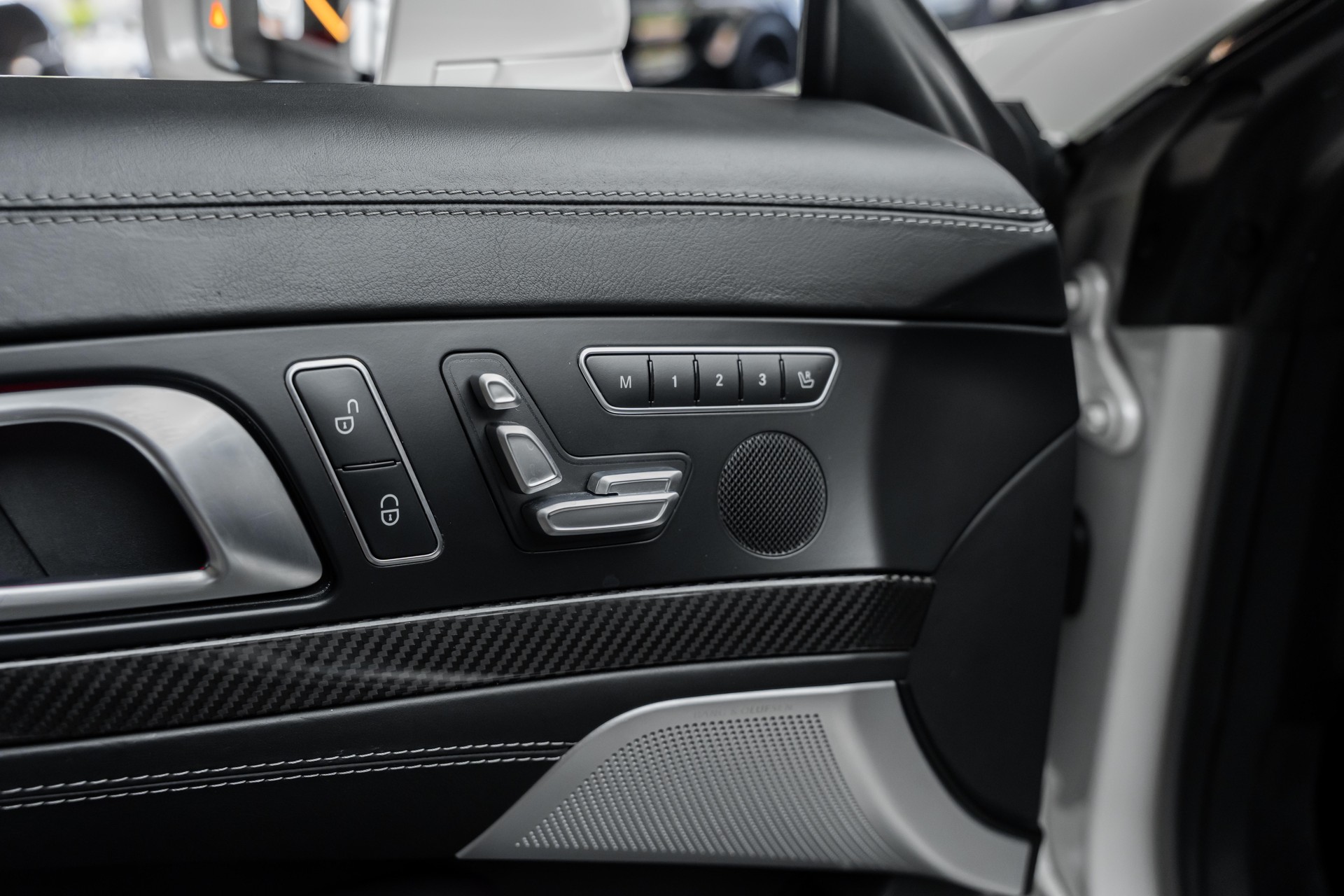 MERCEDES-BENZ SL 63 AMG Speedshift-image-23